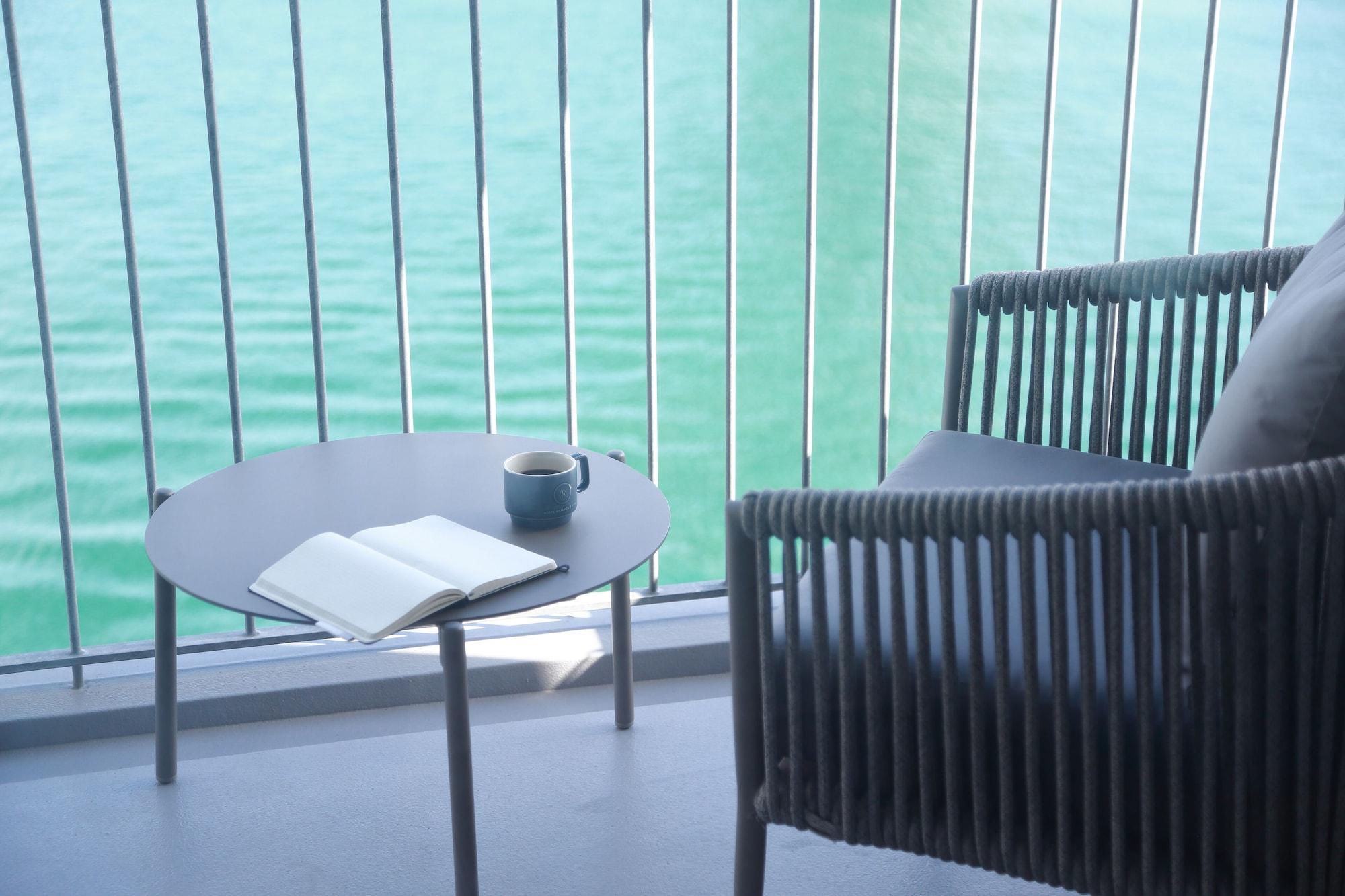 Double Superior Queen Bed