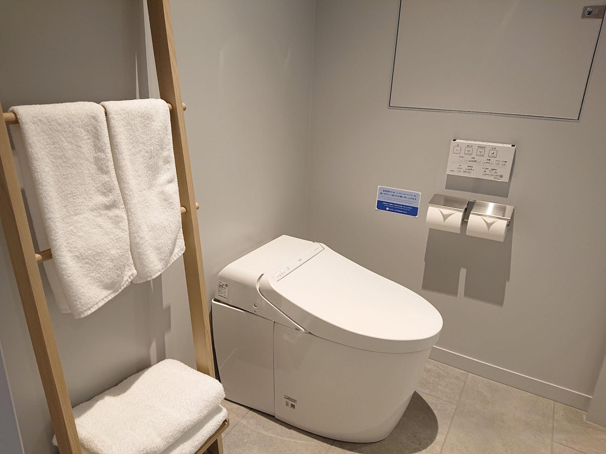 Double Superior Queen Bed