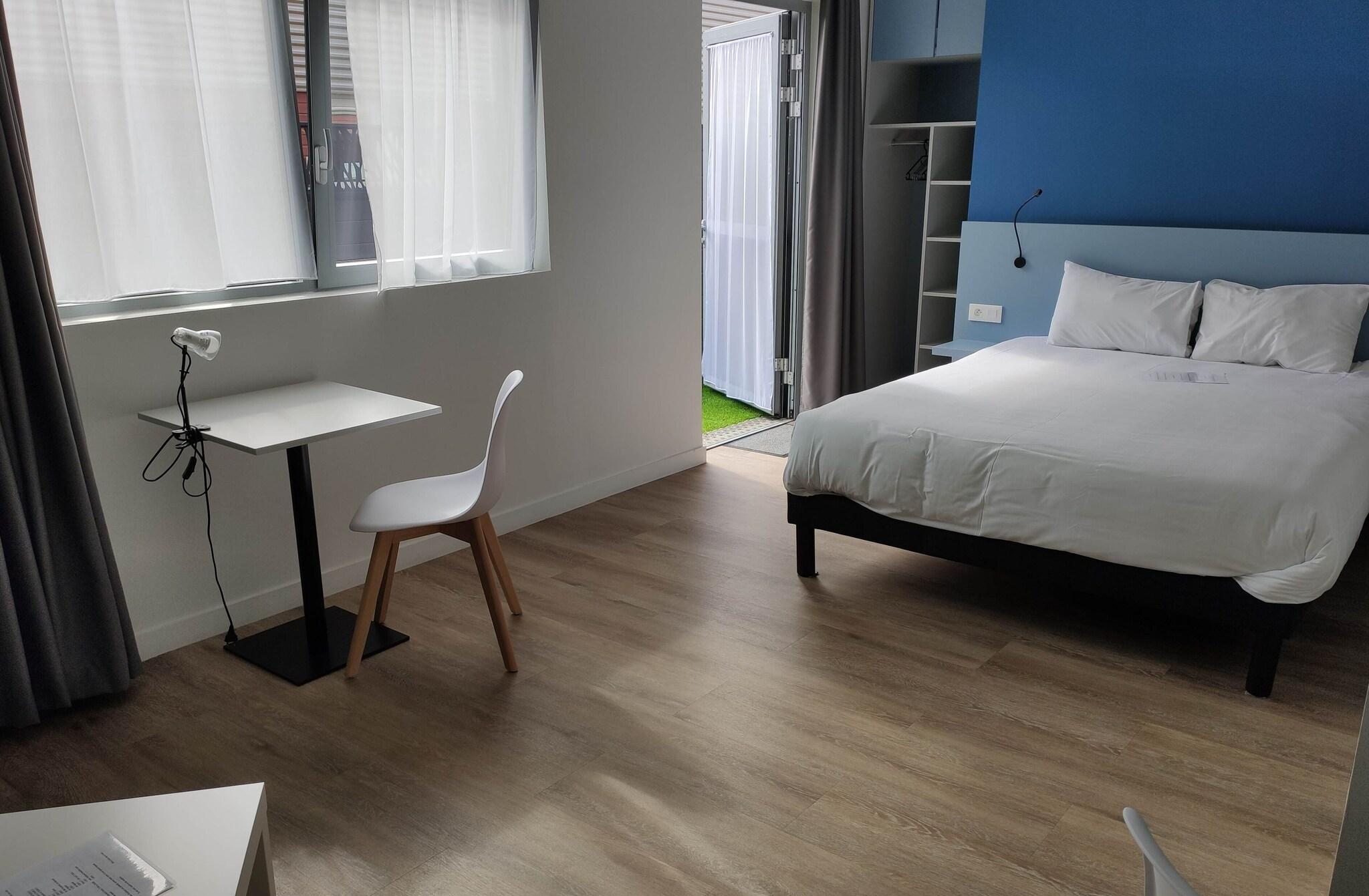 Studio Queen Size Bed