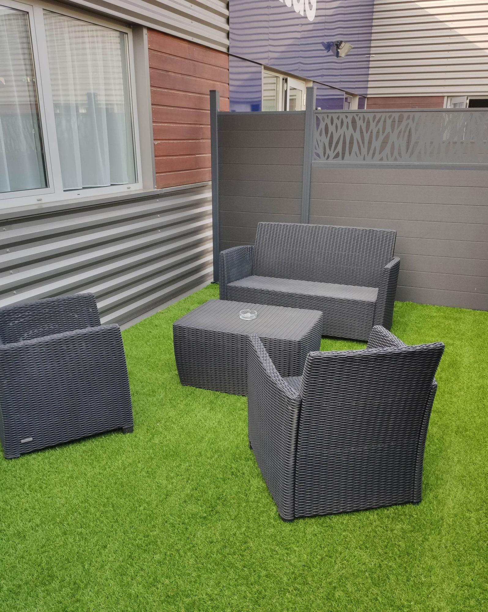 Studio Accessible-queen Size Bed