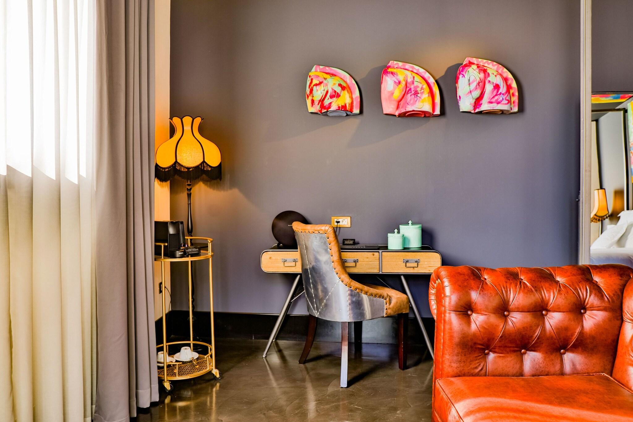 Room King Bed with Jacuzzi