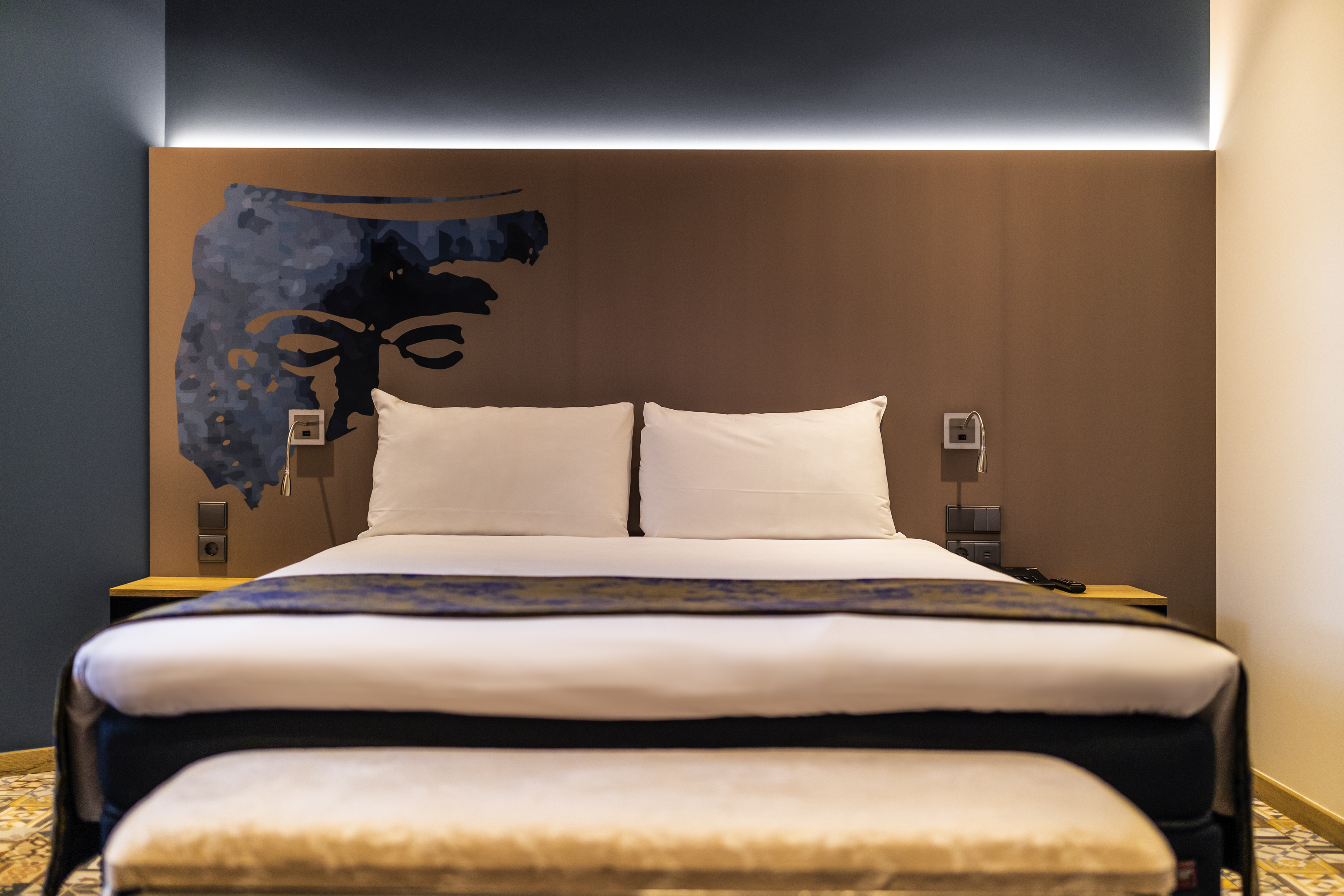 Double Superior King Bed