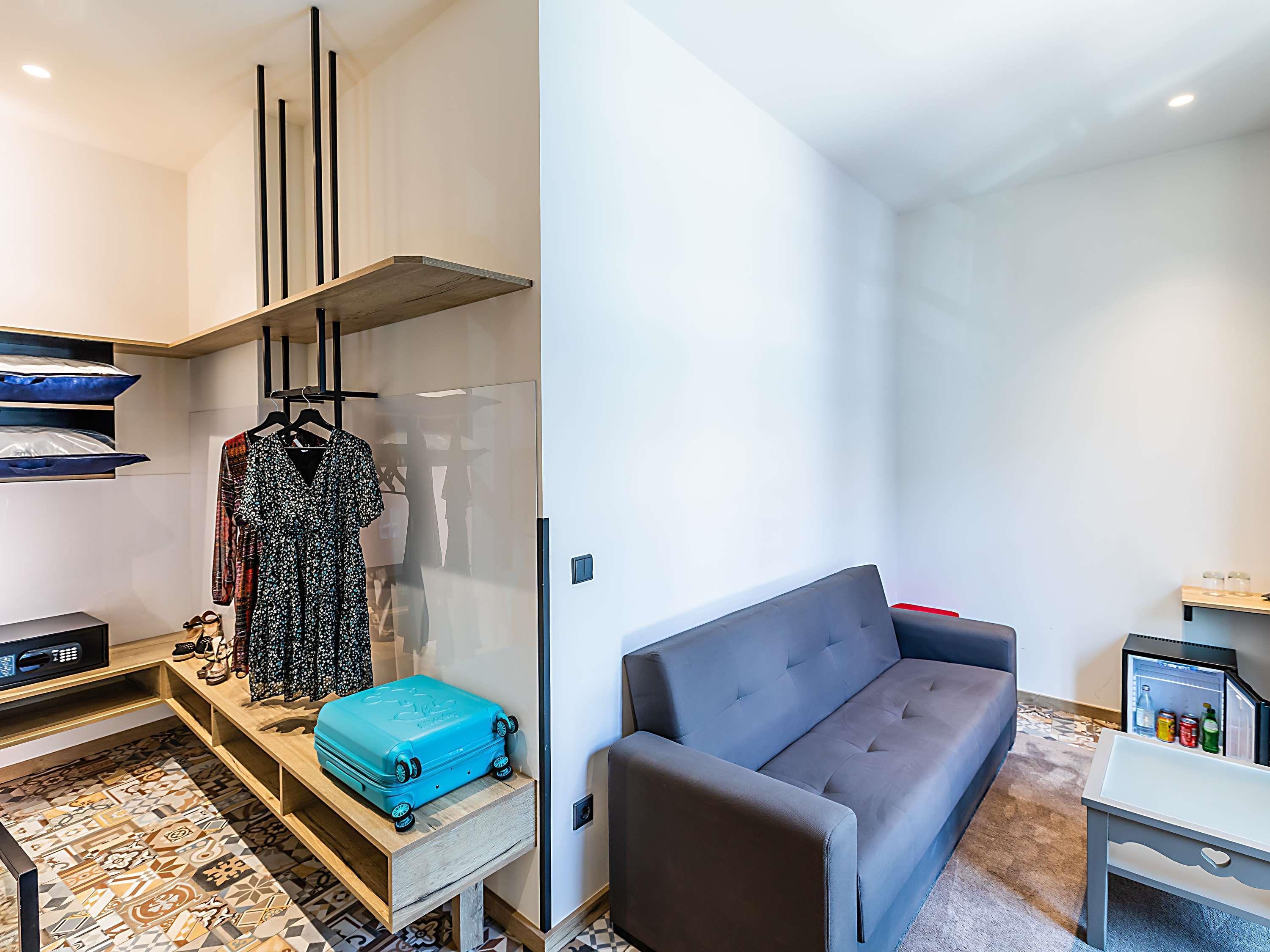 Double Superior King Bed