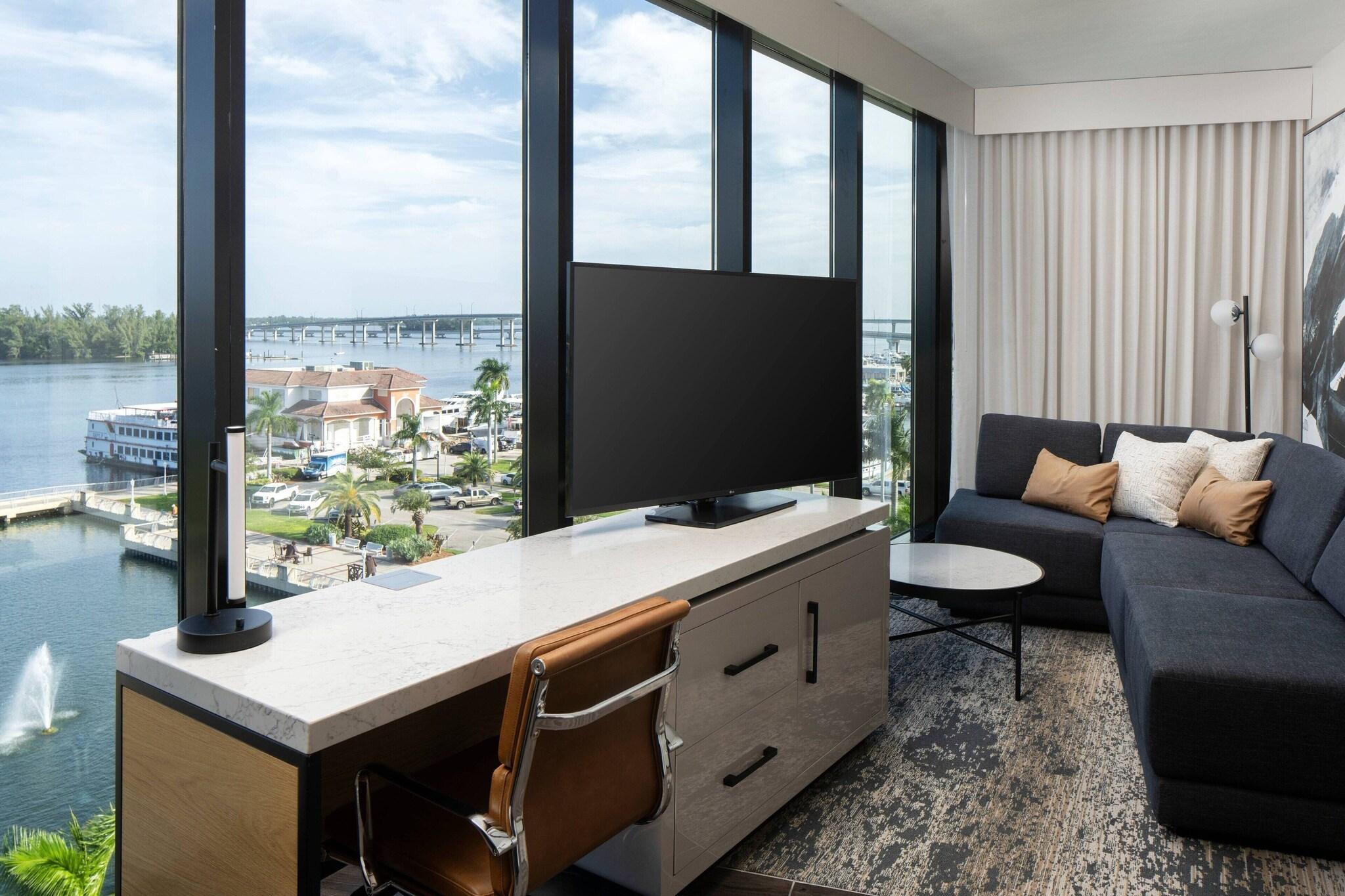 Double City View King Bed