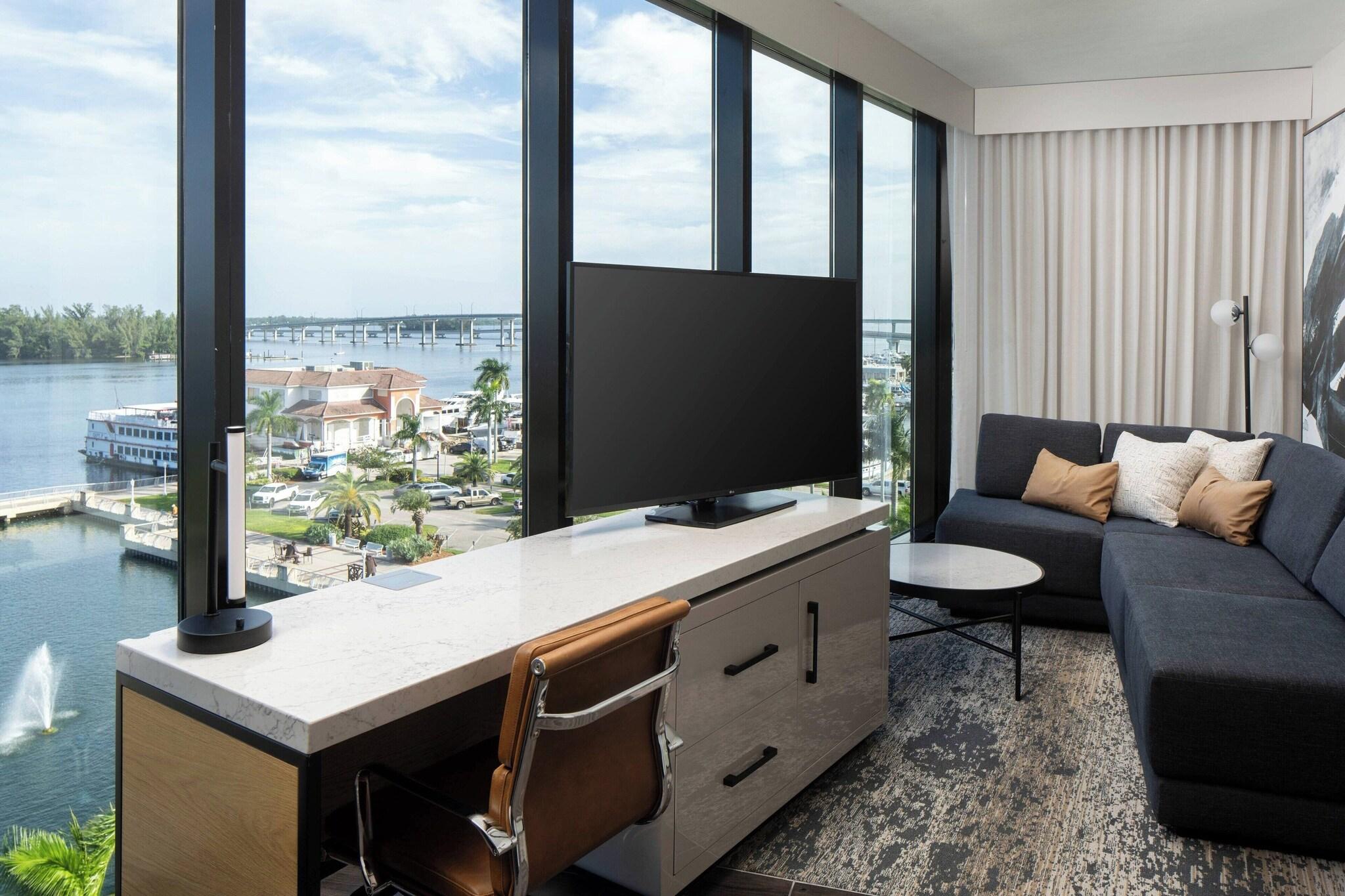 Junior Suite City View One Bedroom