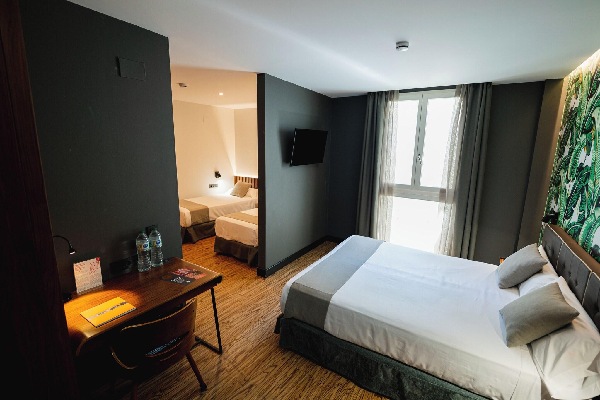 Family Room Queen Size Bed