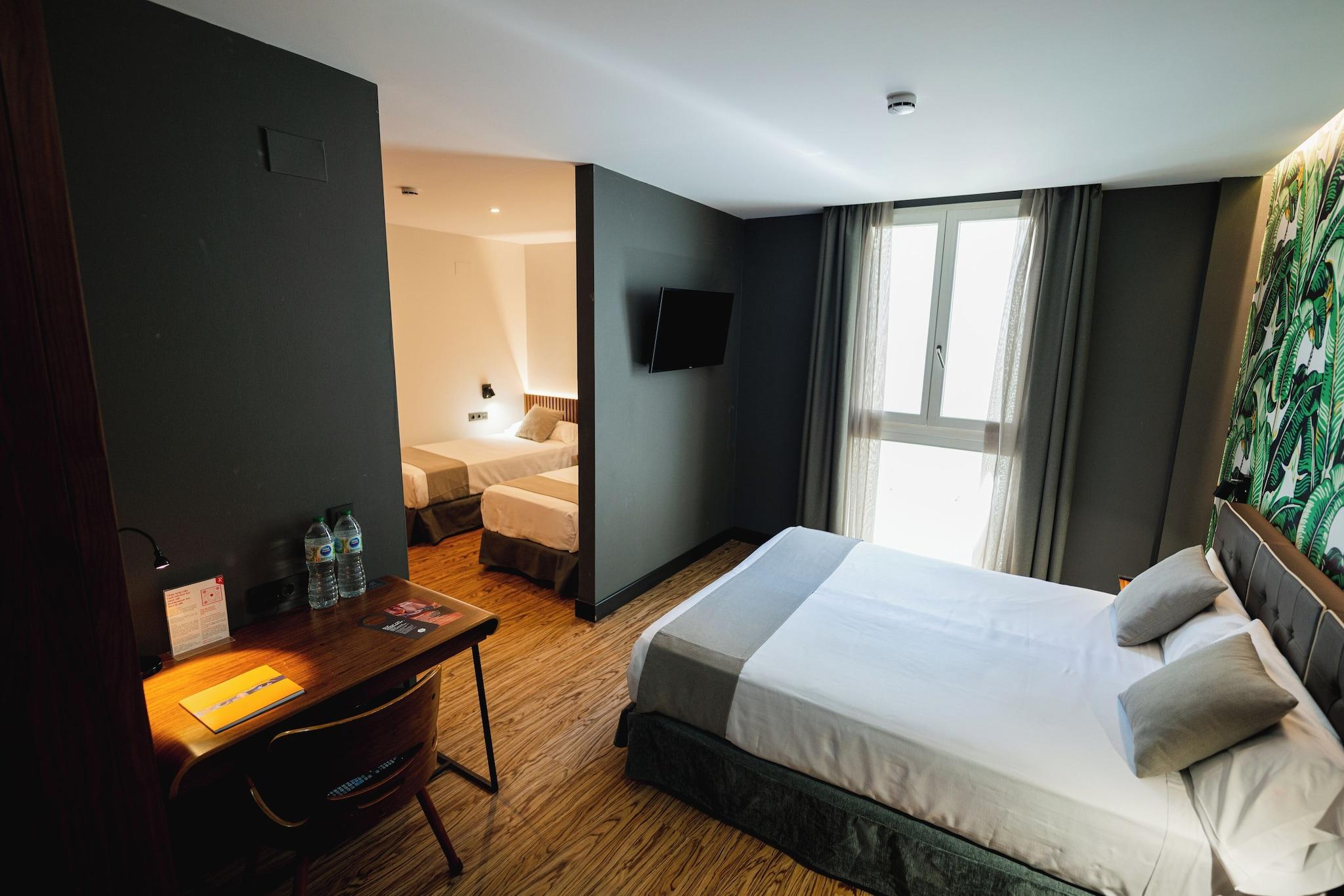 Family Room Queen Size Bed