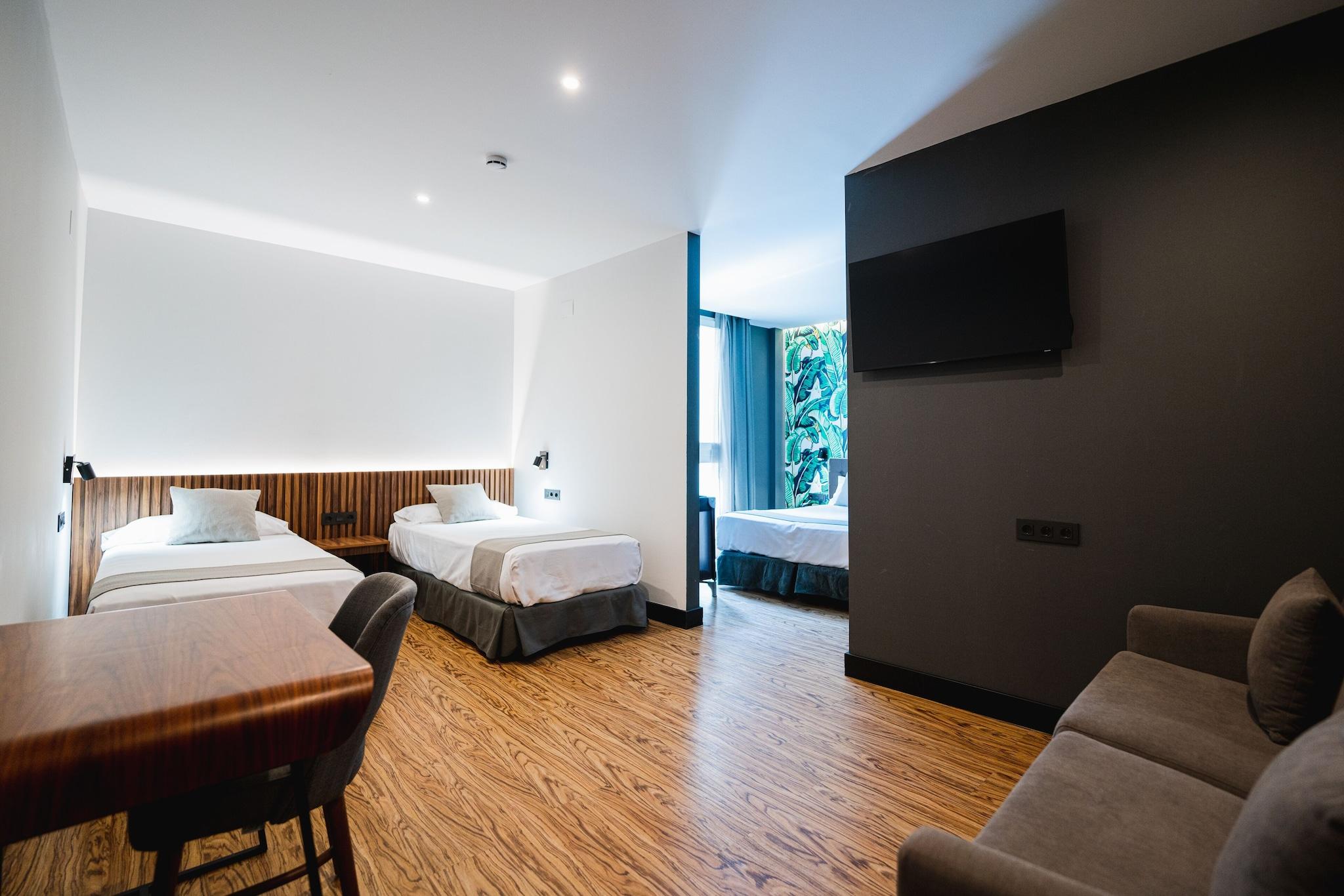 Family Room Queen Size Bed