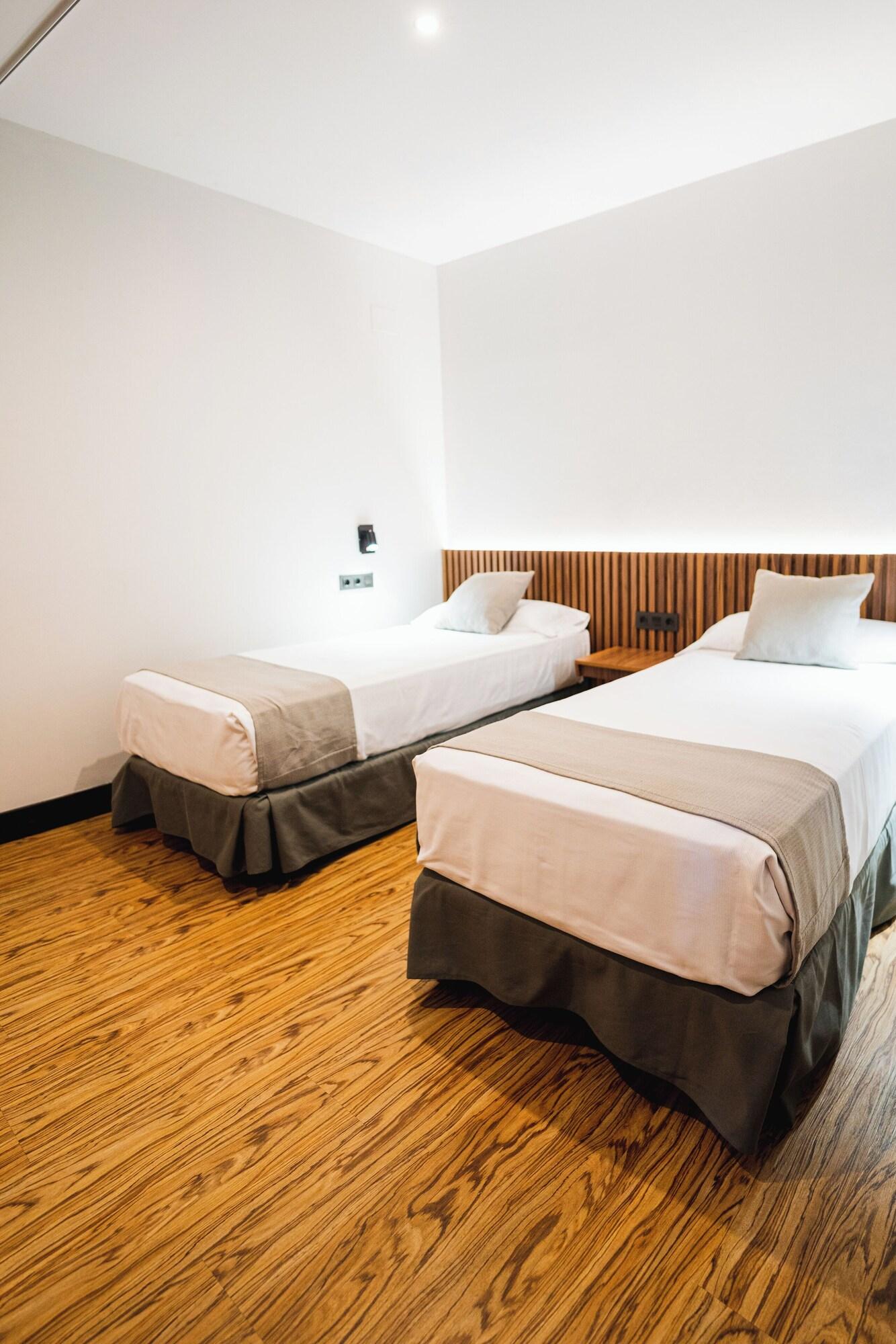 Family Room Queen Size Bed