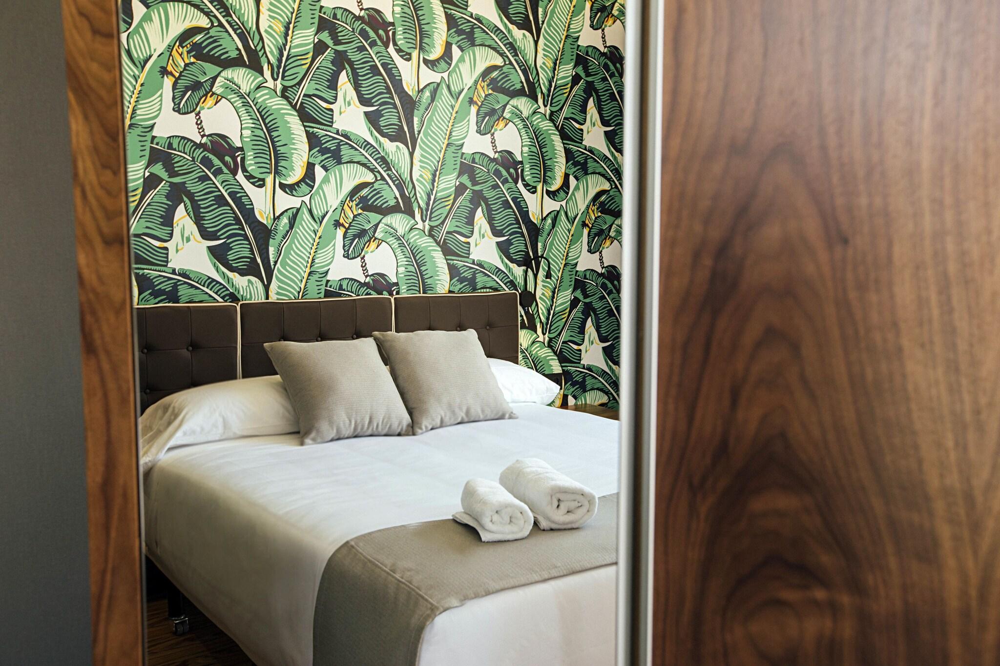 Double Queen Size Bed