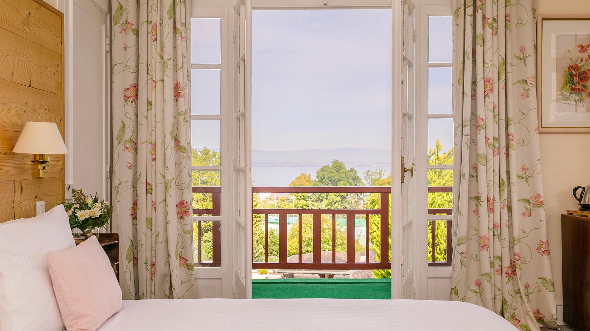 Double or Twin Lake View