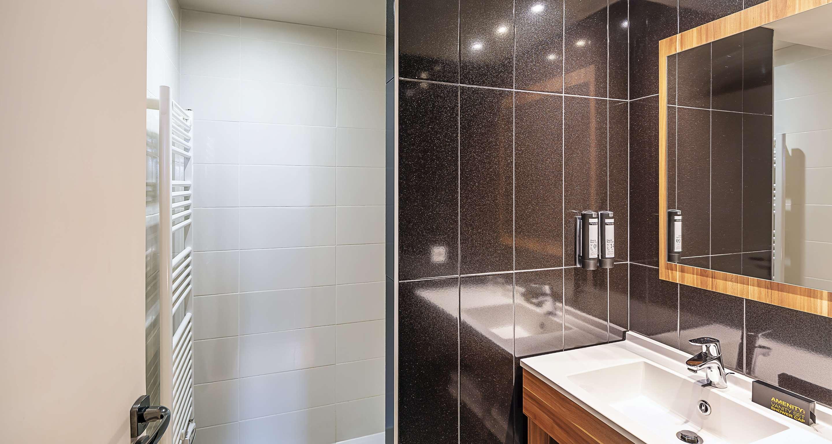 Double or Twin Standard