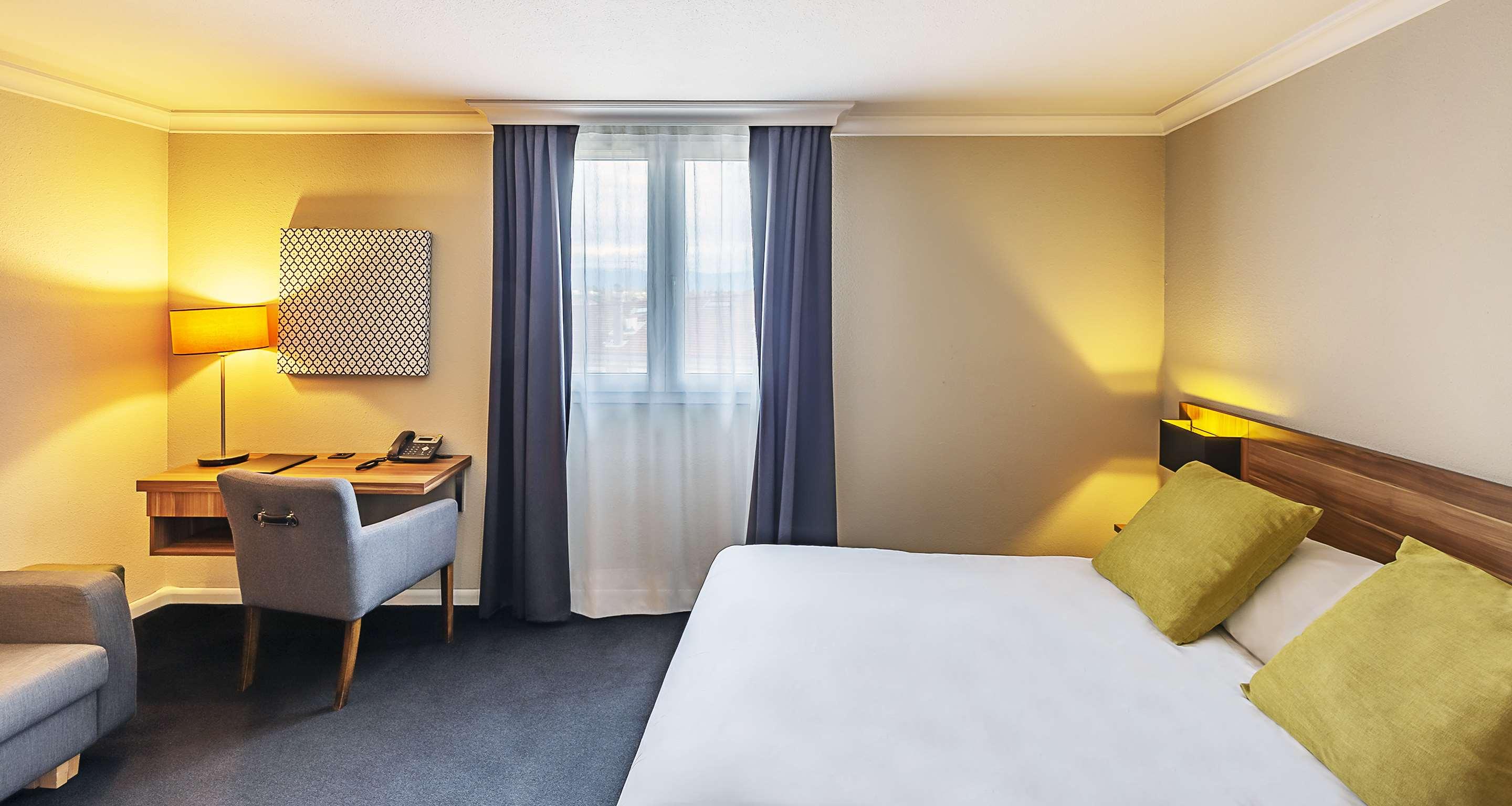 Double or Twin Standard