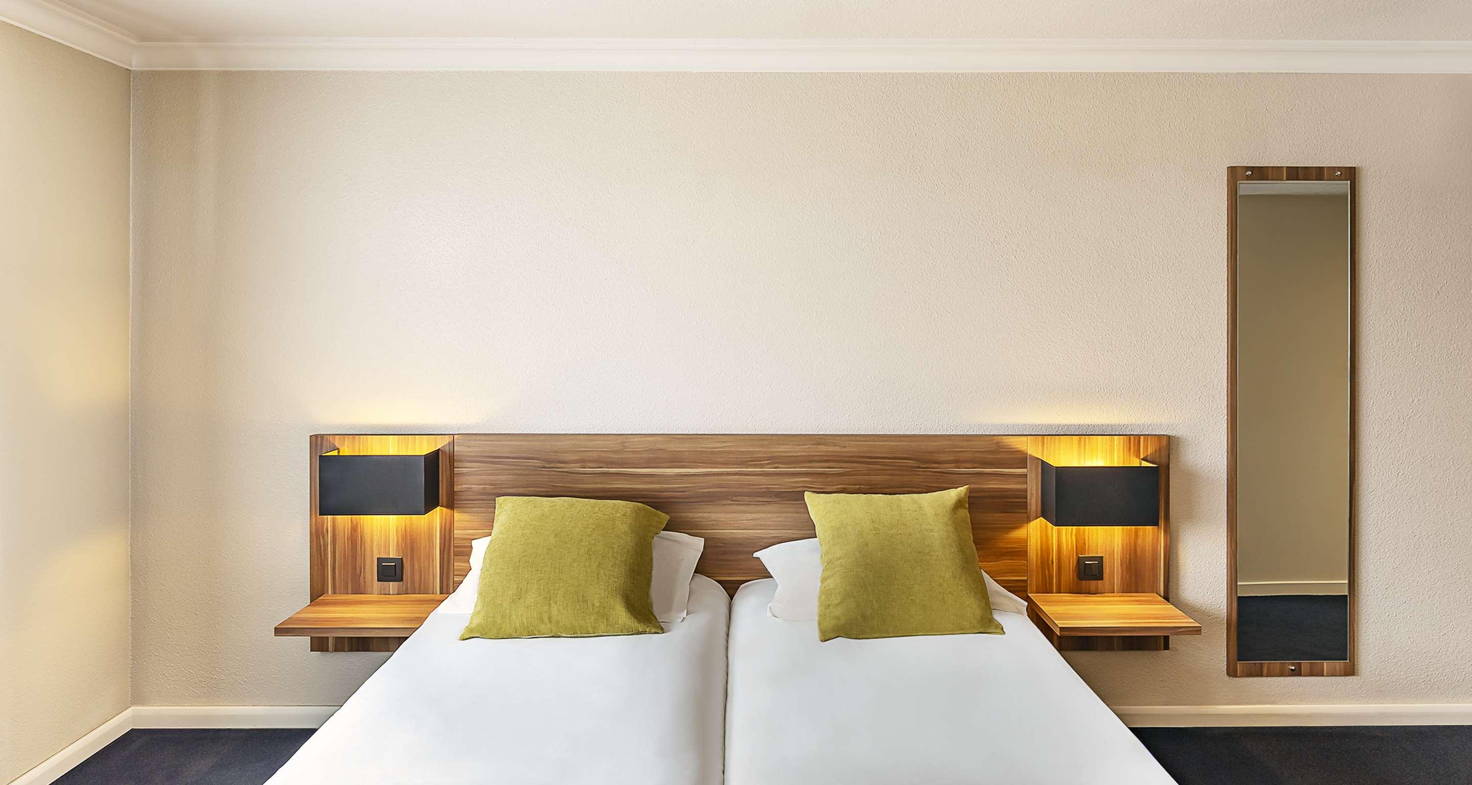 Double or Twin Standard