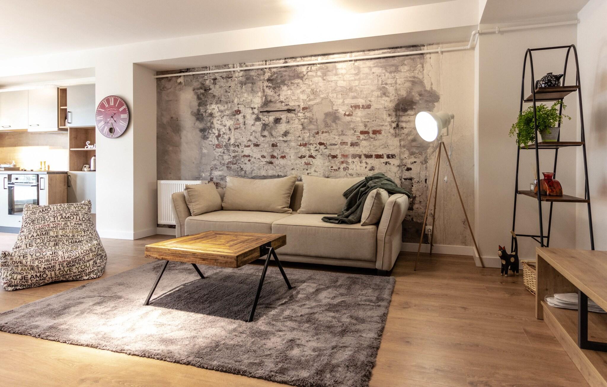 Apartment Queen Size Bed