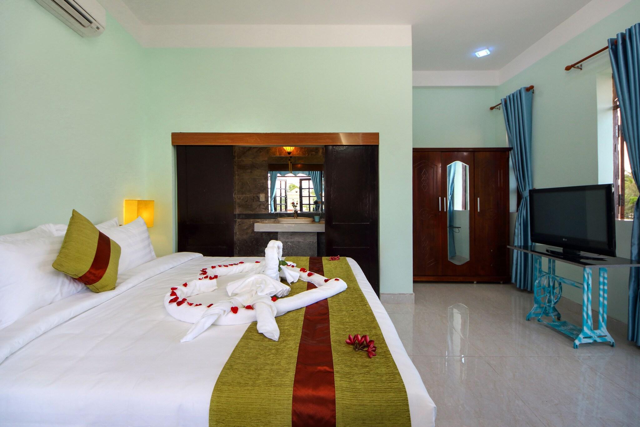 Double Deluxe King Bed