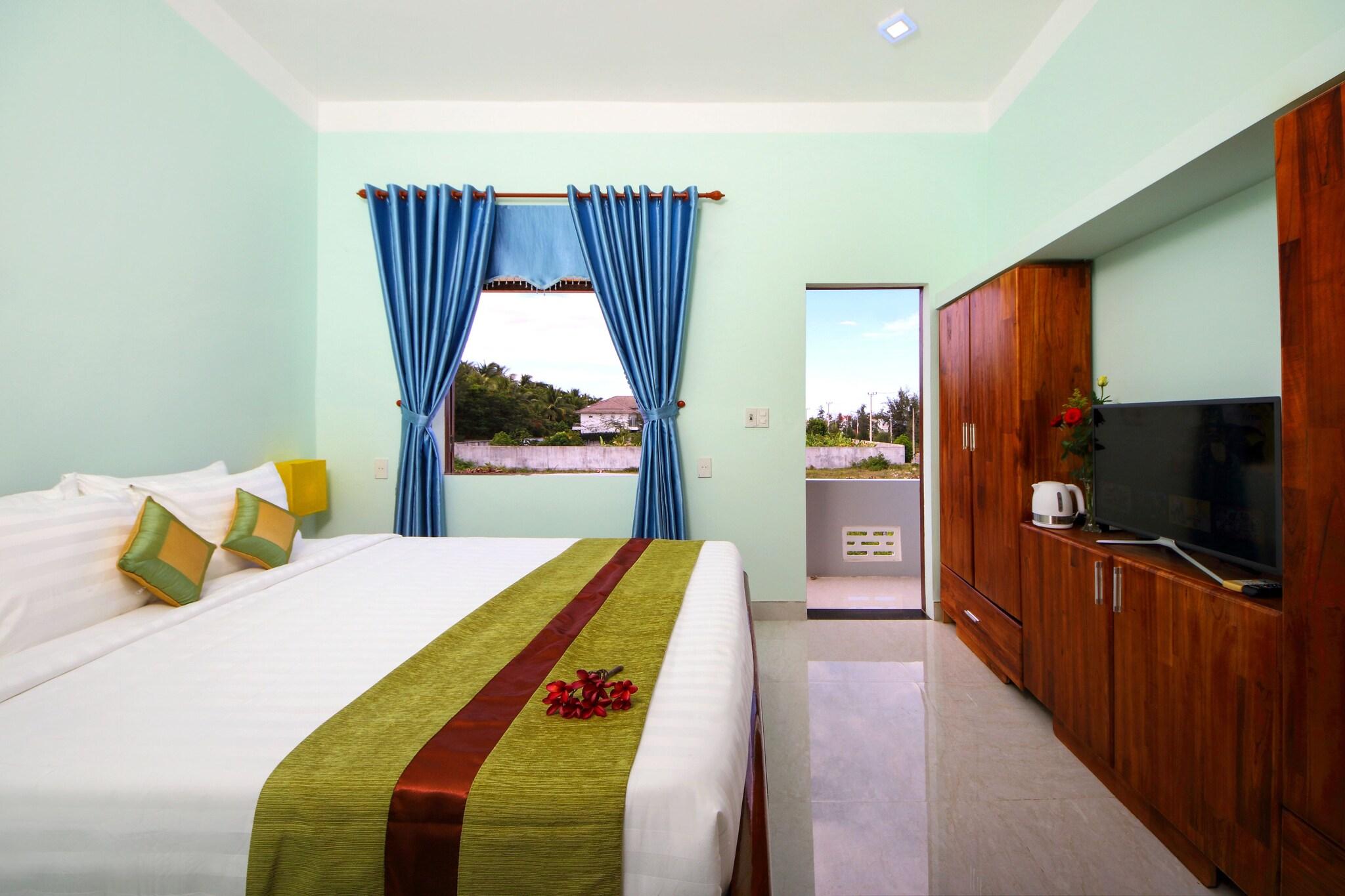 Double Deluxe King Bed