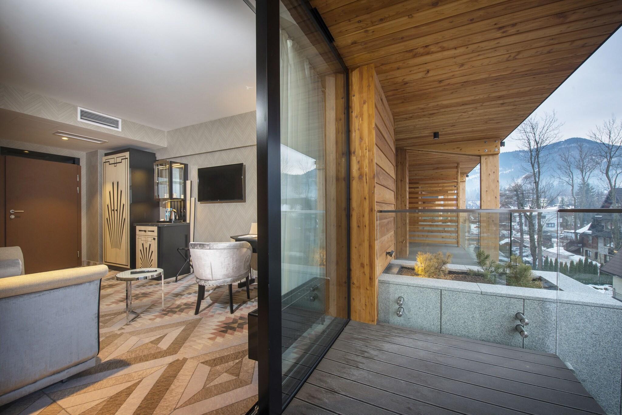 Double or Twin Premium with Views