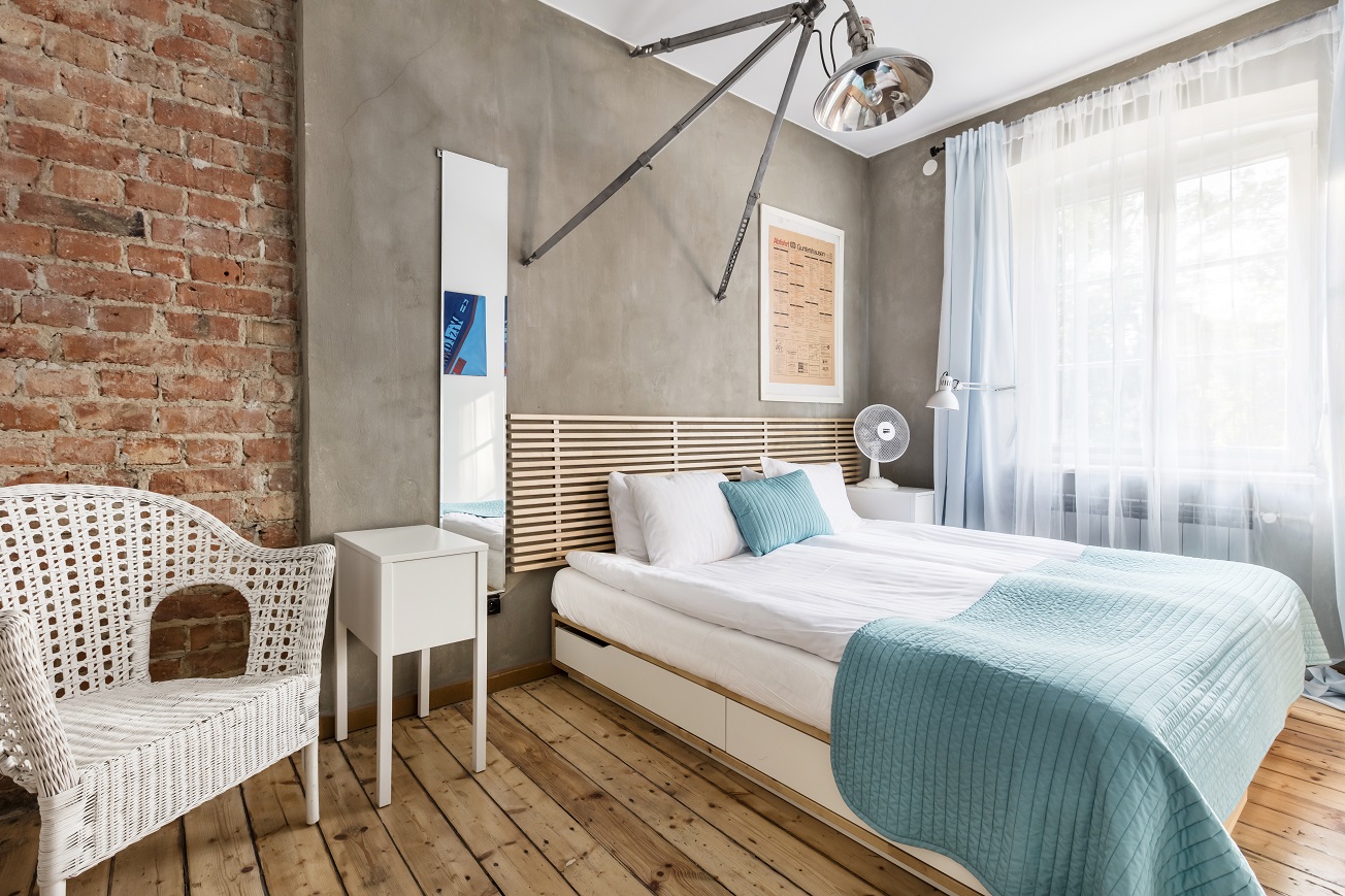 Double or Twin Standard