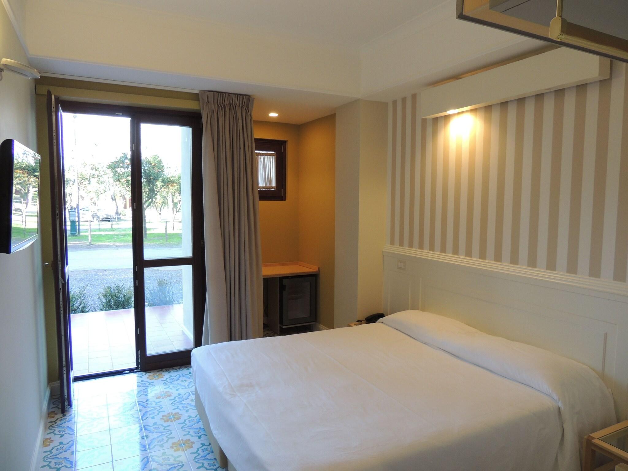 Double or Twin Two Beds