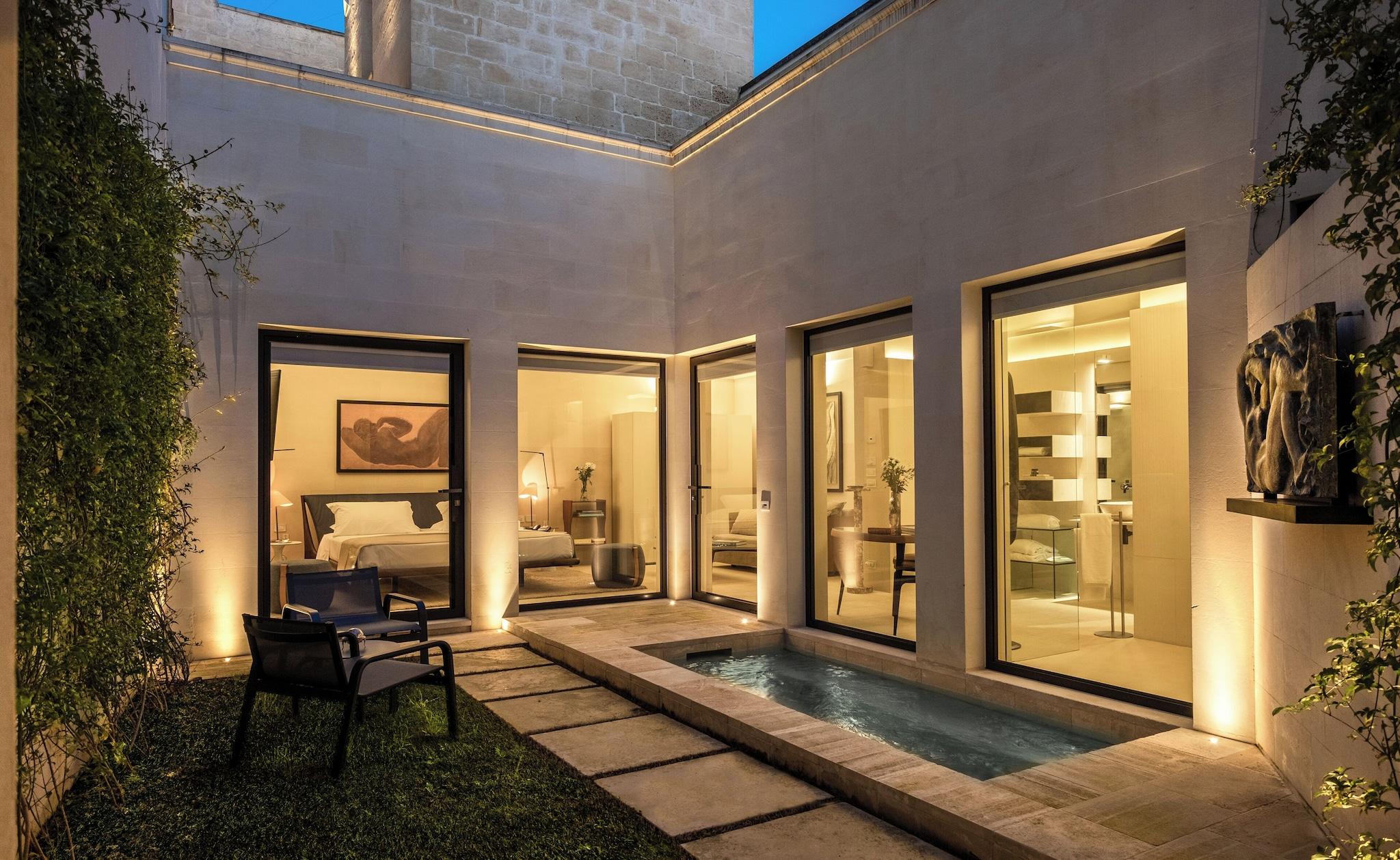 Studio with Private Pool