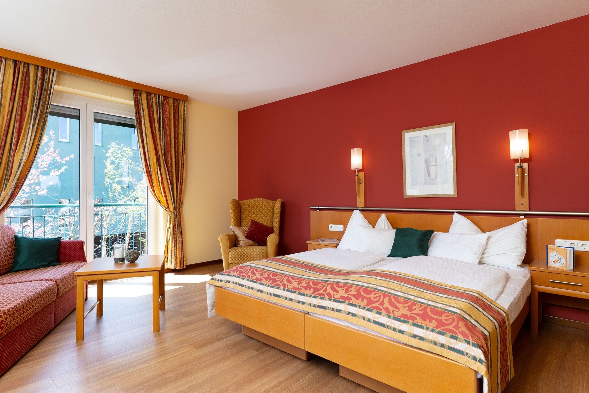 Double Deluxe Queen Bed