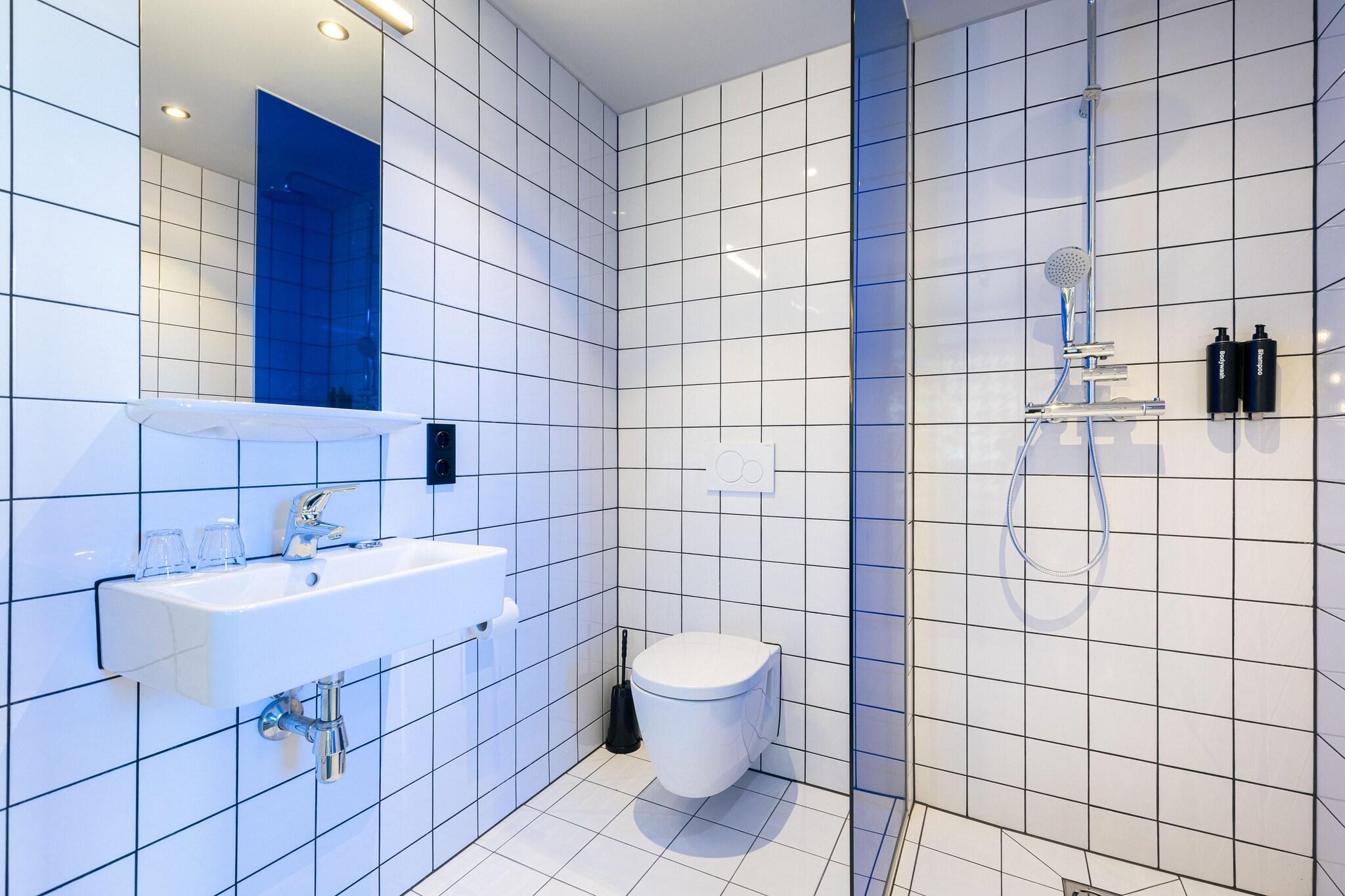 Quadruple Two King Beds