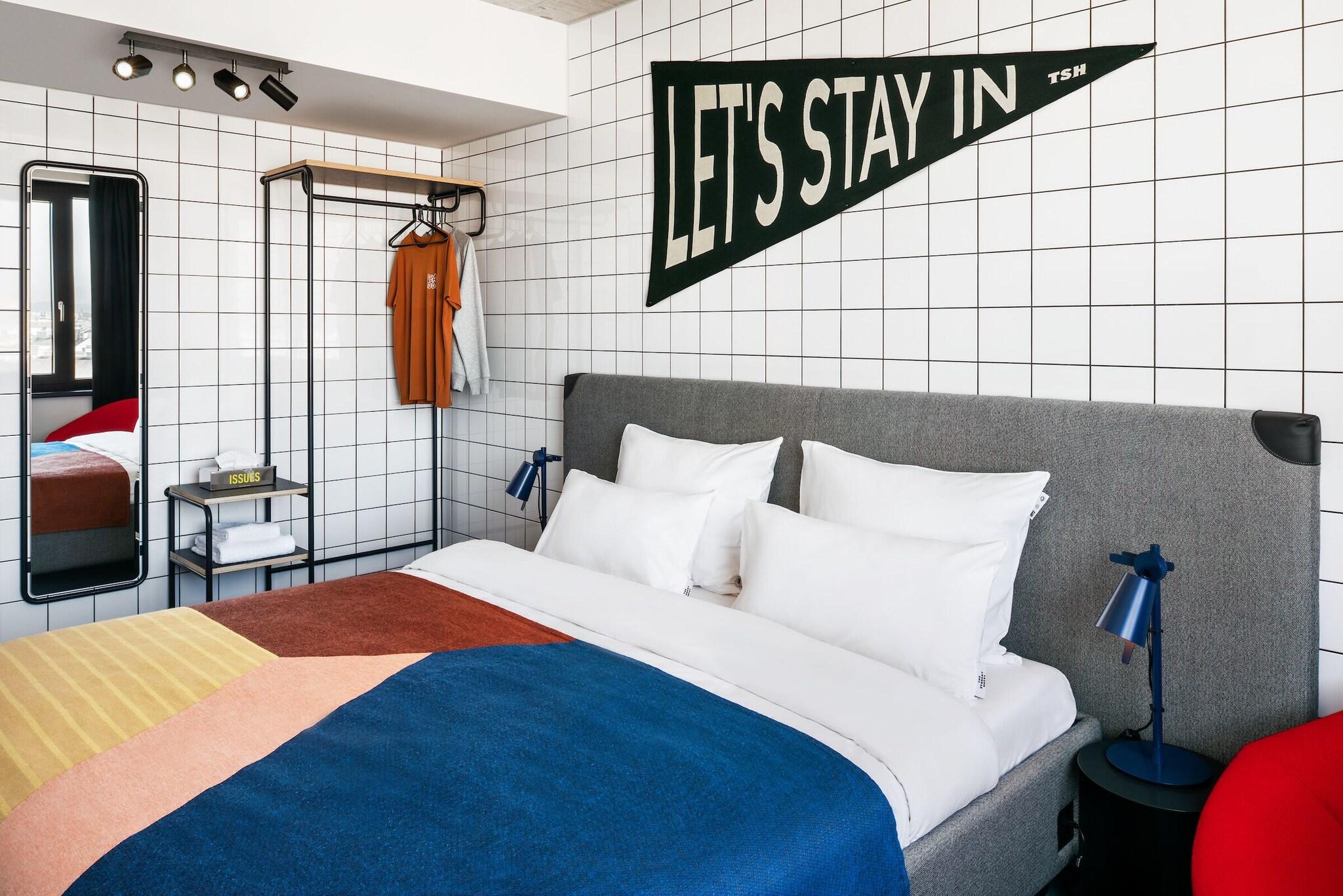 Quadruple Two King Beds