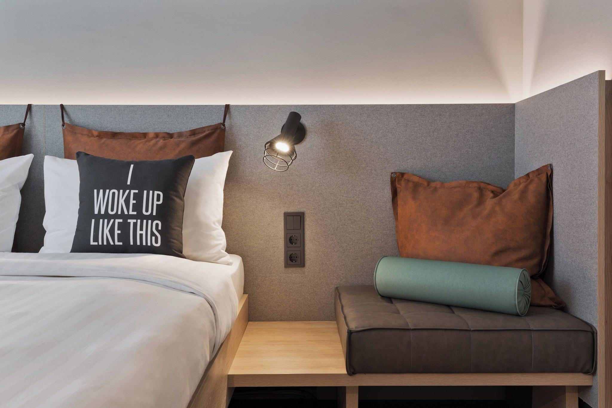 Double Queen Size Bed