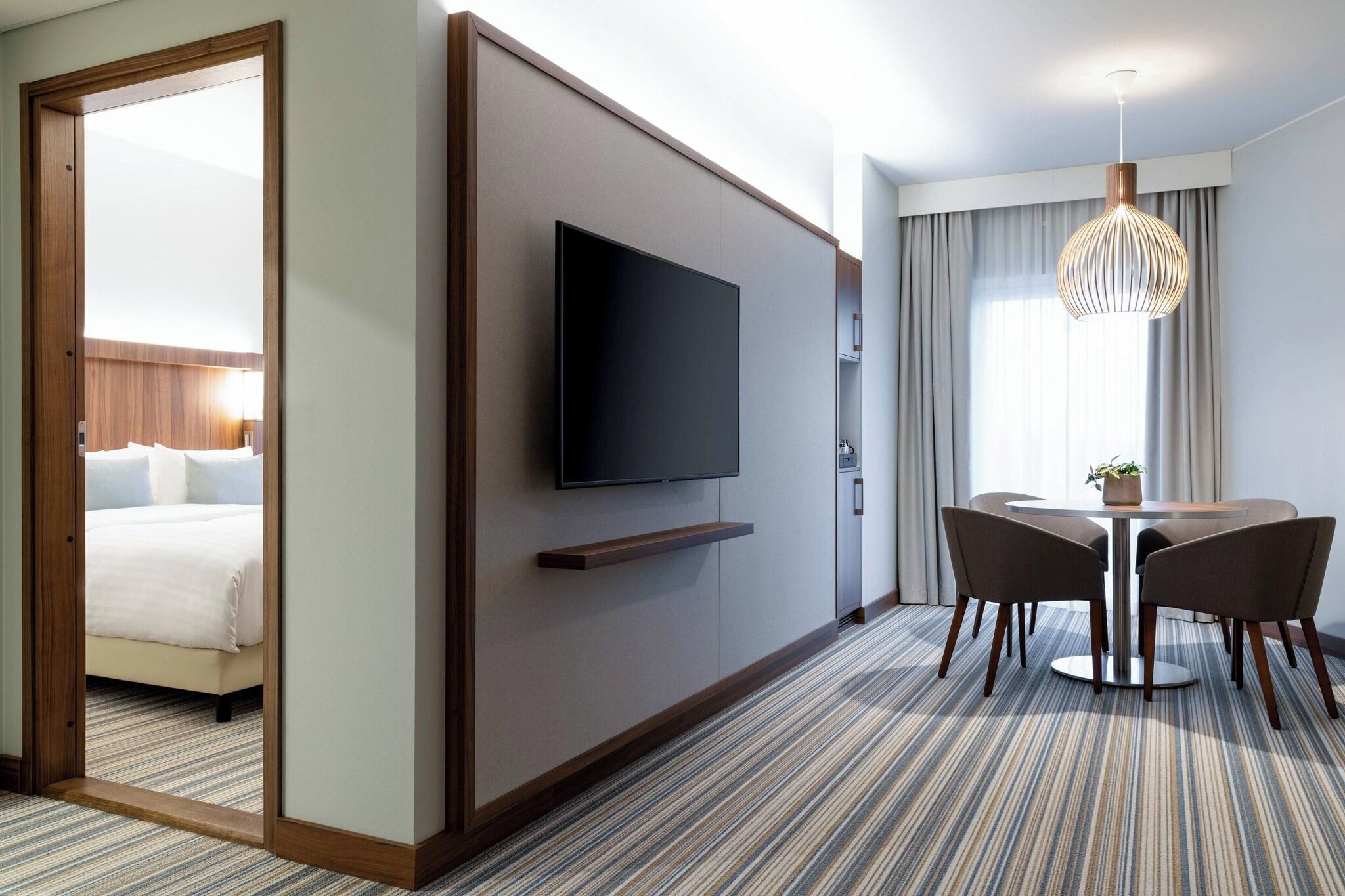 Suite King Bed One Bedroom 