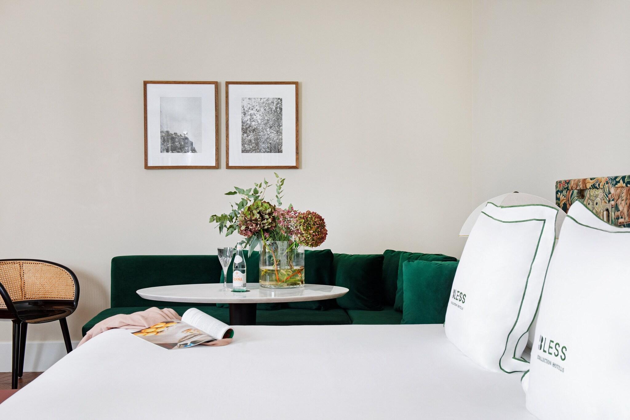 Family Room King Size Bed