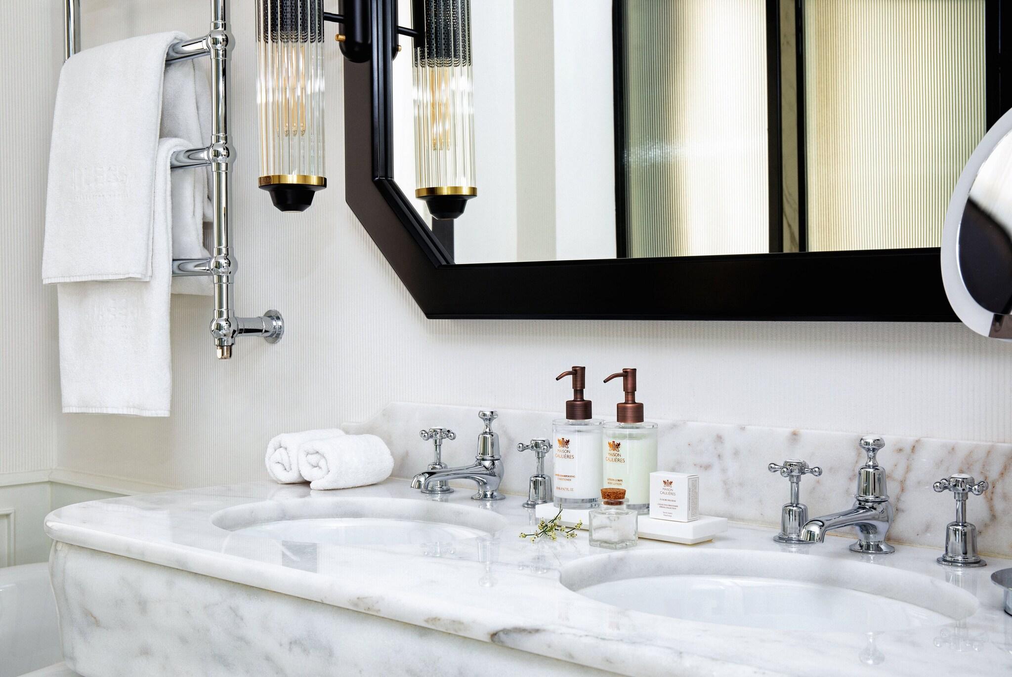 Double Deluxe Superior