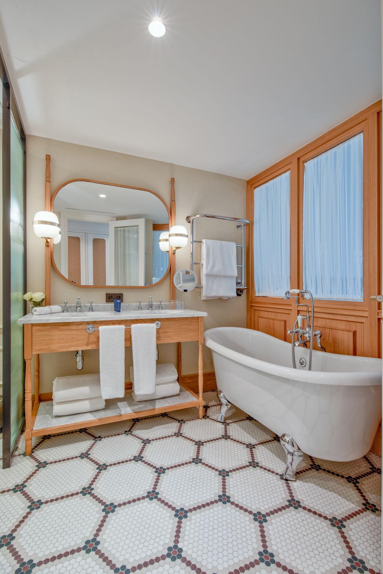 Double Deluxe Superior