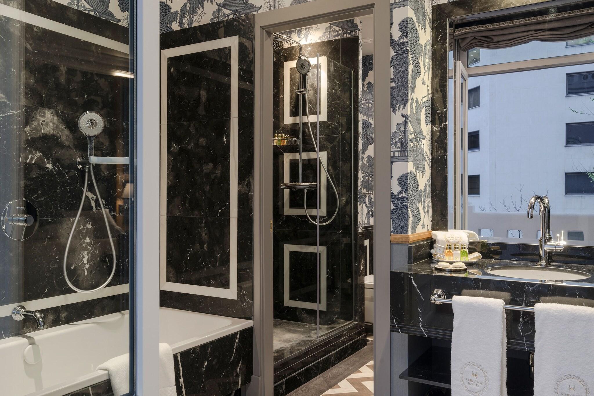 Double Superior Queen Bed