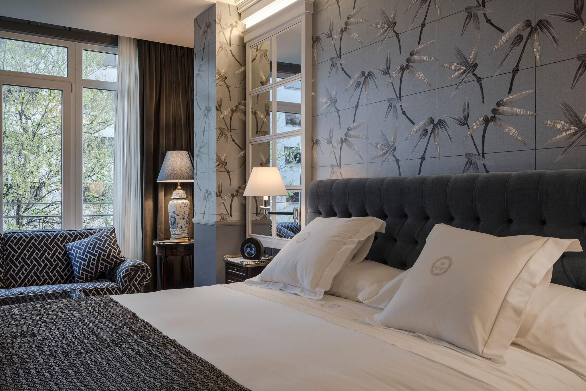 Double Deluxe Two Beds