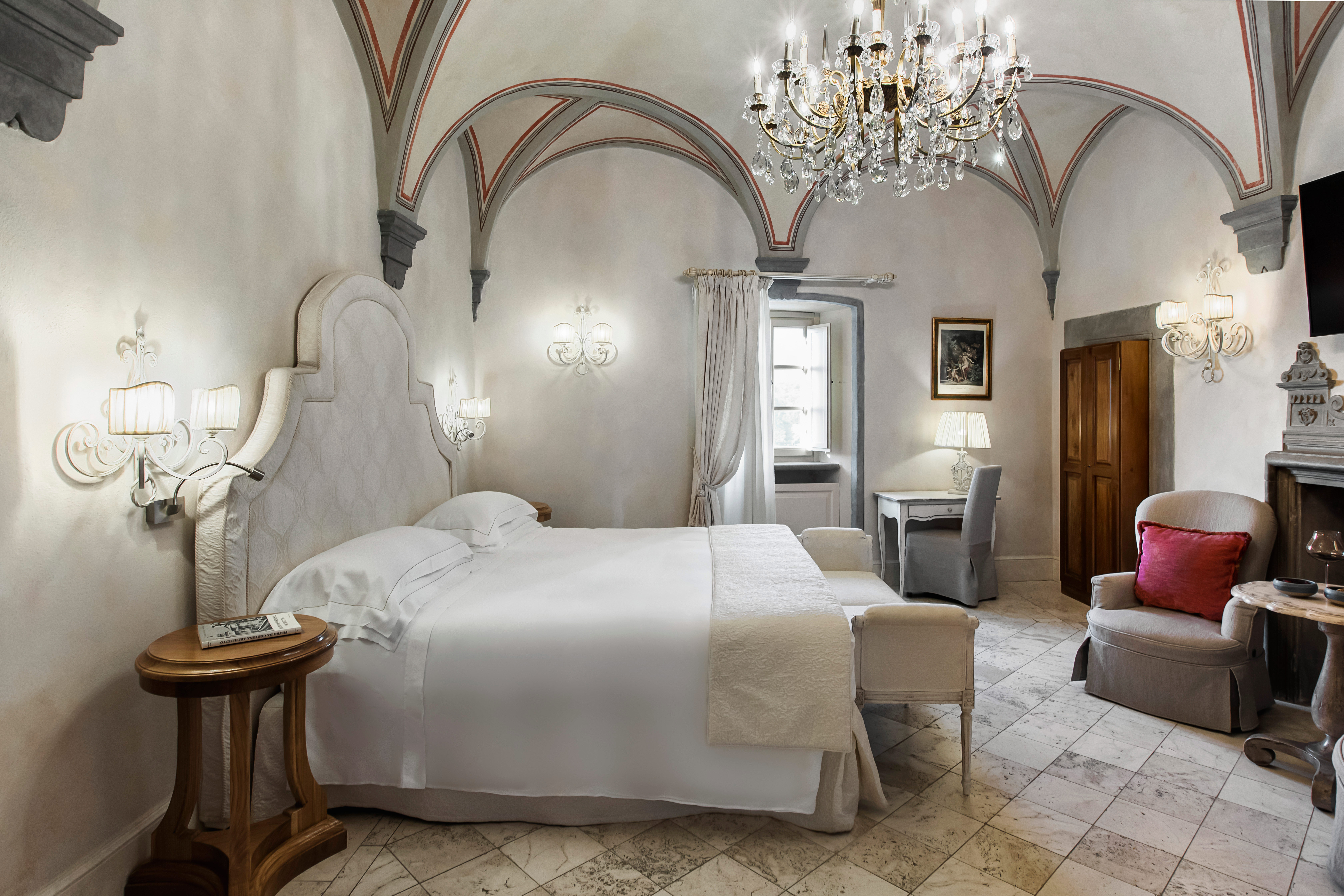 Junior Suite King Size Bed