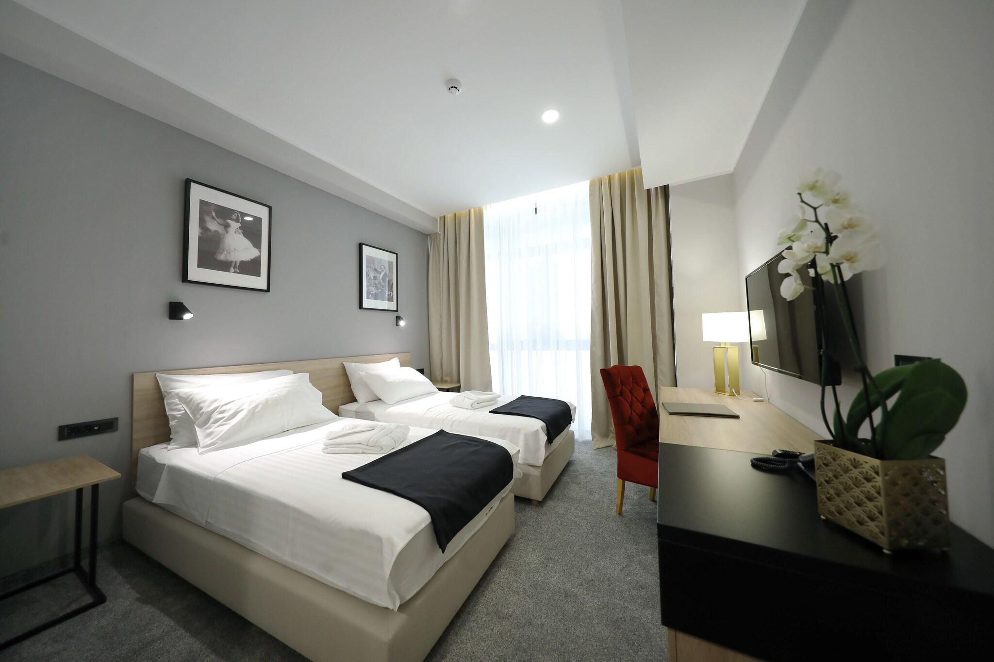 Double Superior King Bed