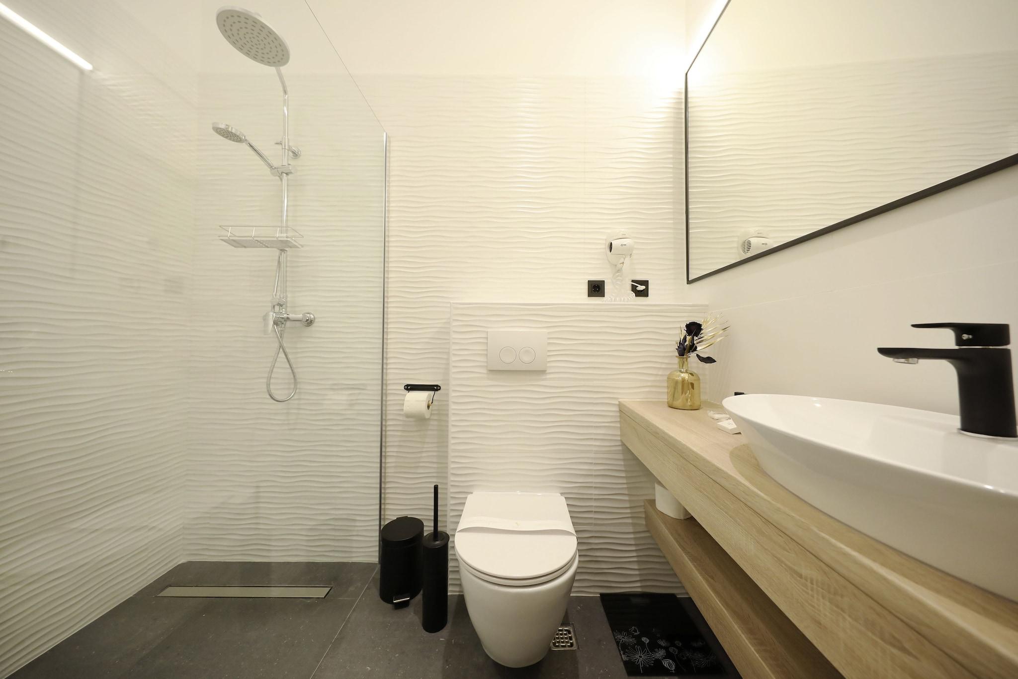 Double King Size Bed