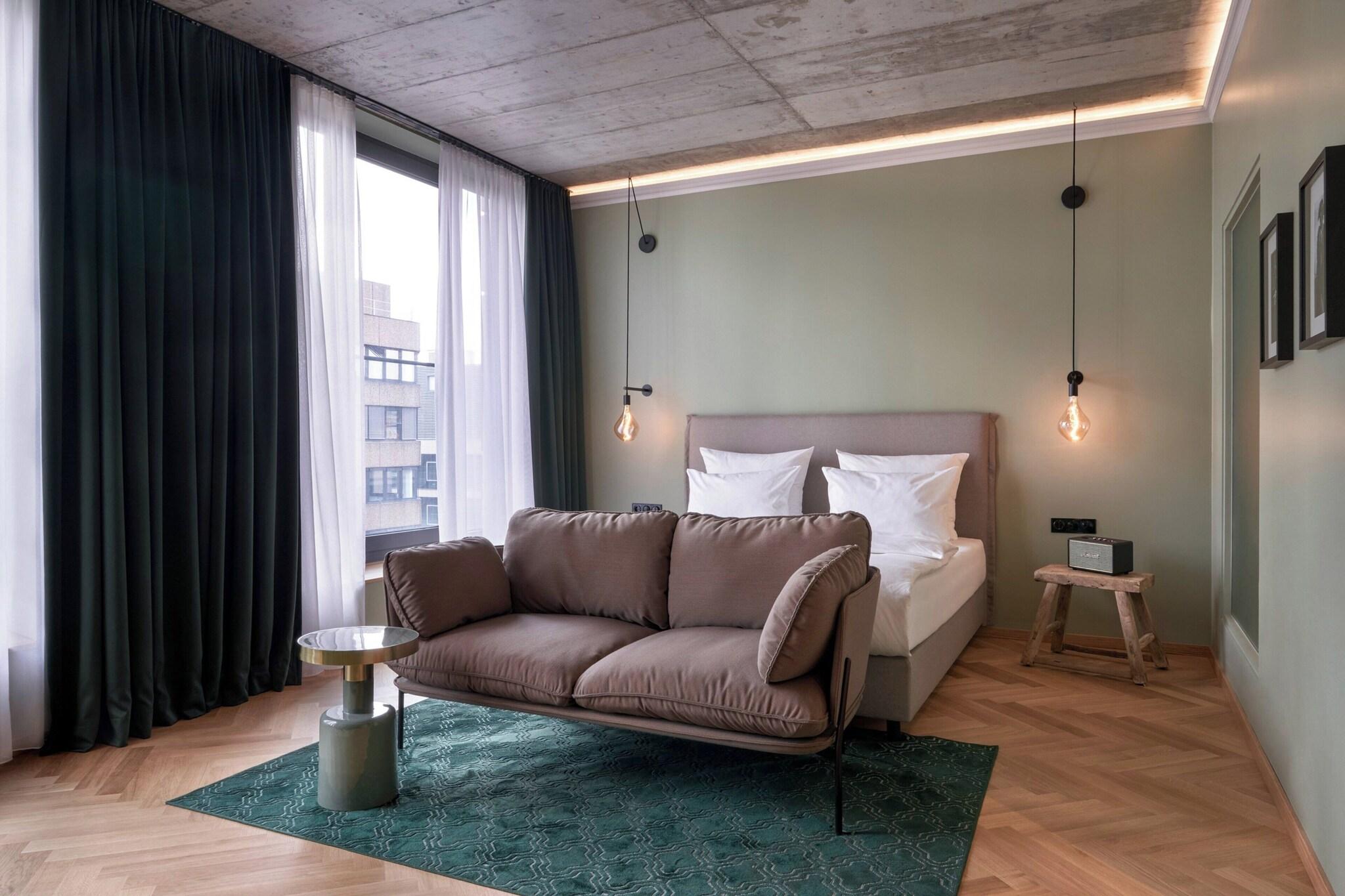 Junior Suite King Size Bed