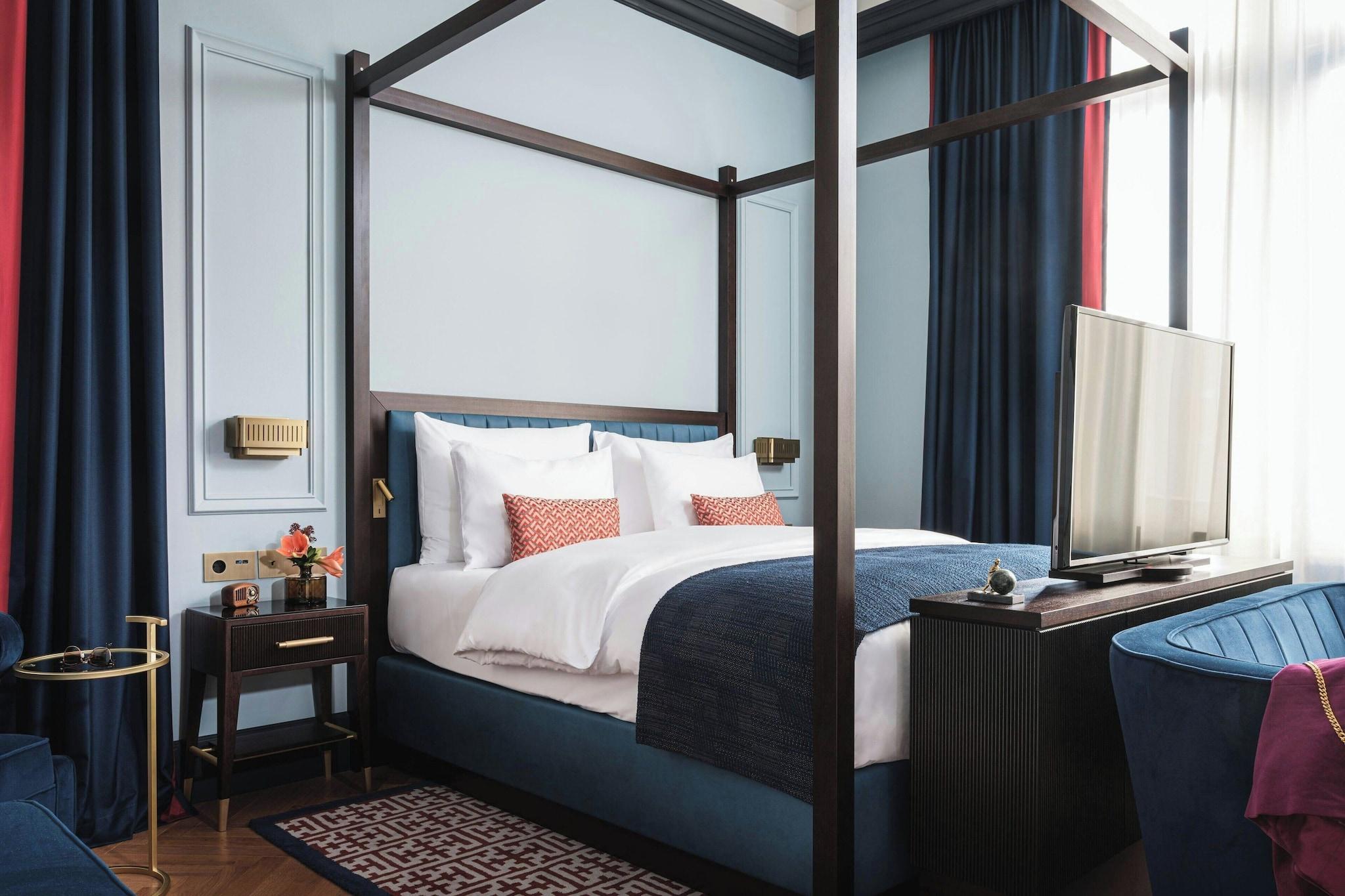 Junior Suite King Bed Non Smoking