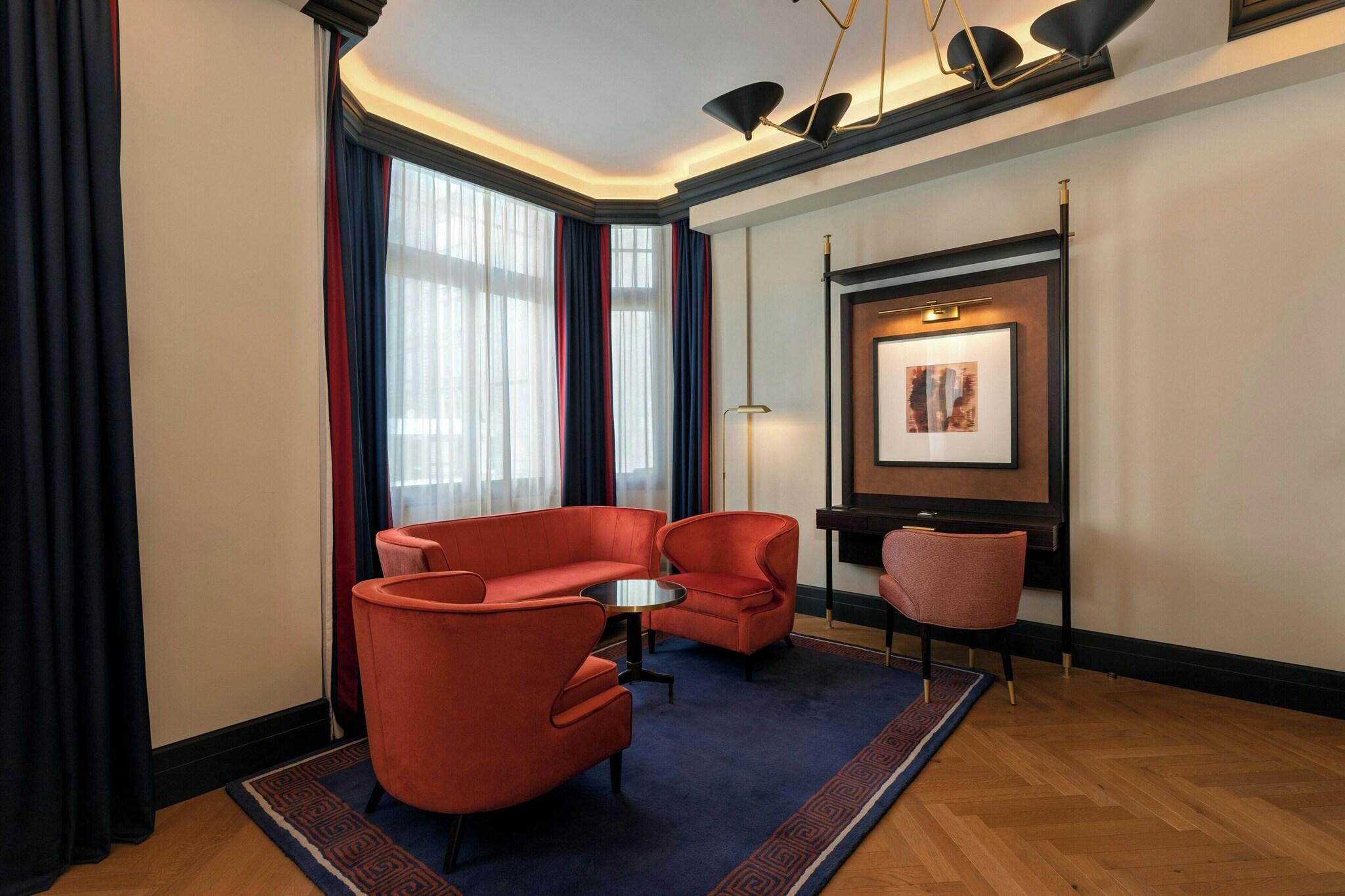 Junior Suite King Bed Non Smoking