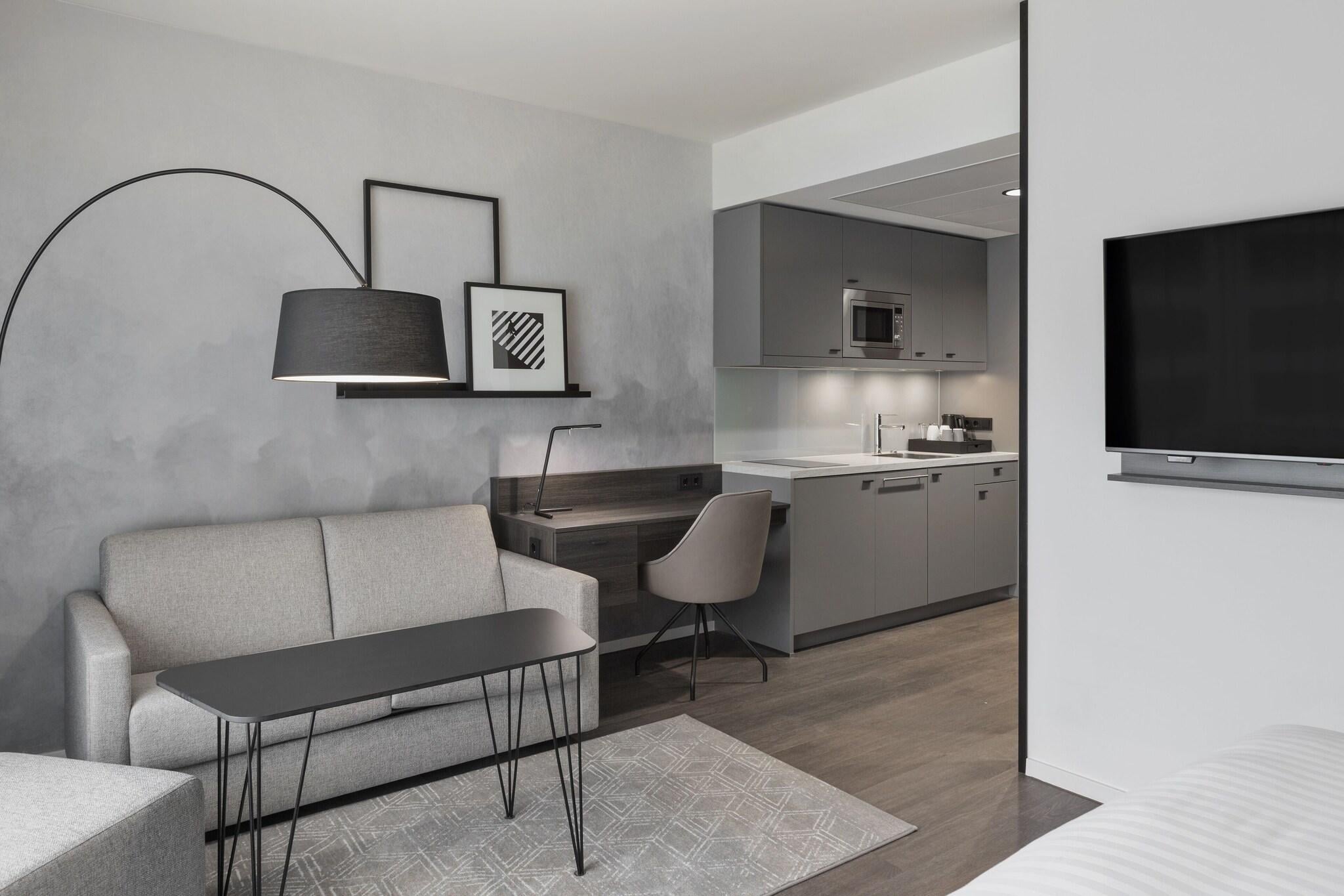 Studio Superior with Views