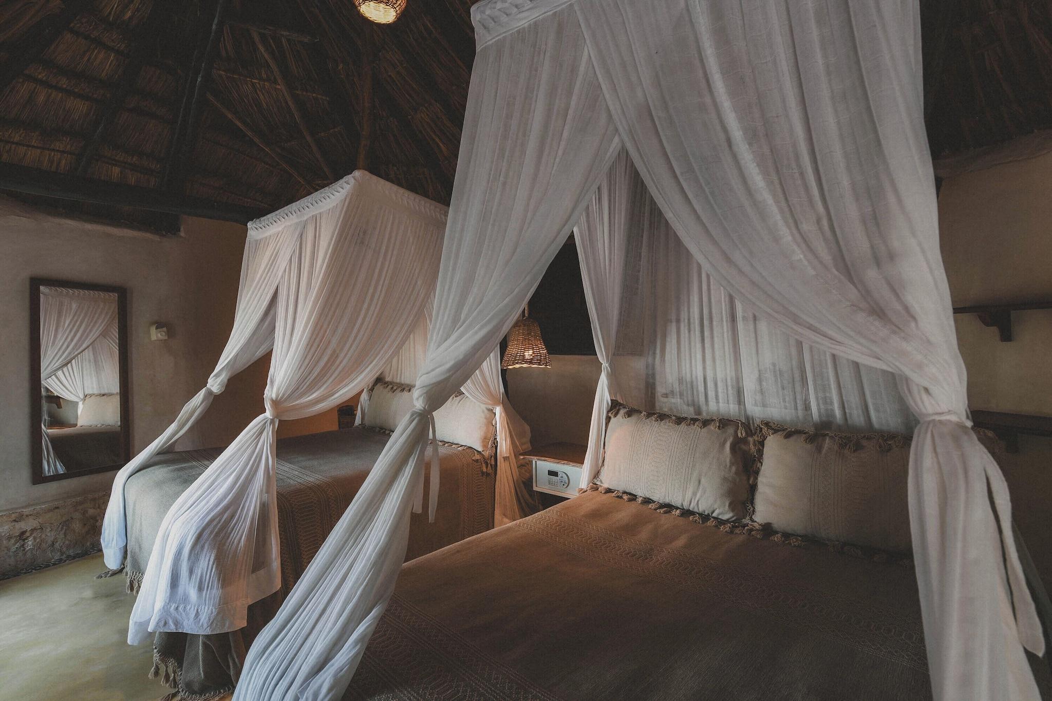 Bungalow Ocean View Two Double Beds