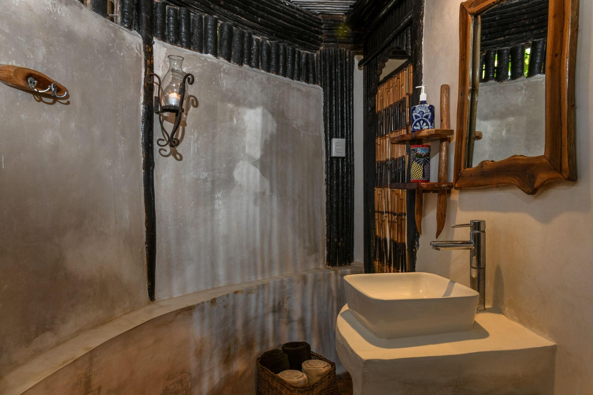 Bungalow Ocean View King Bed