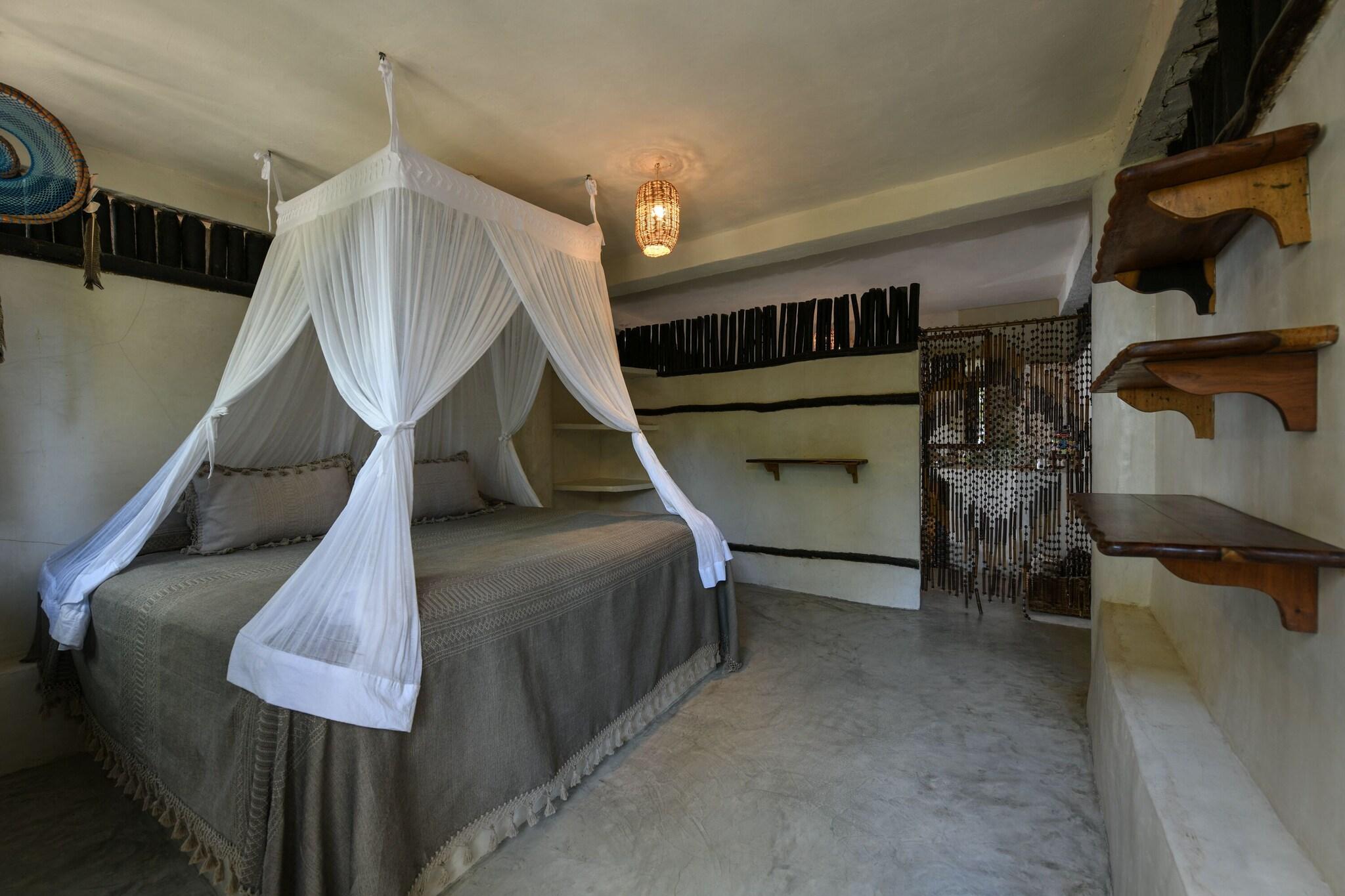 Bungalow Garden View King Bed