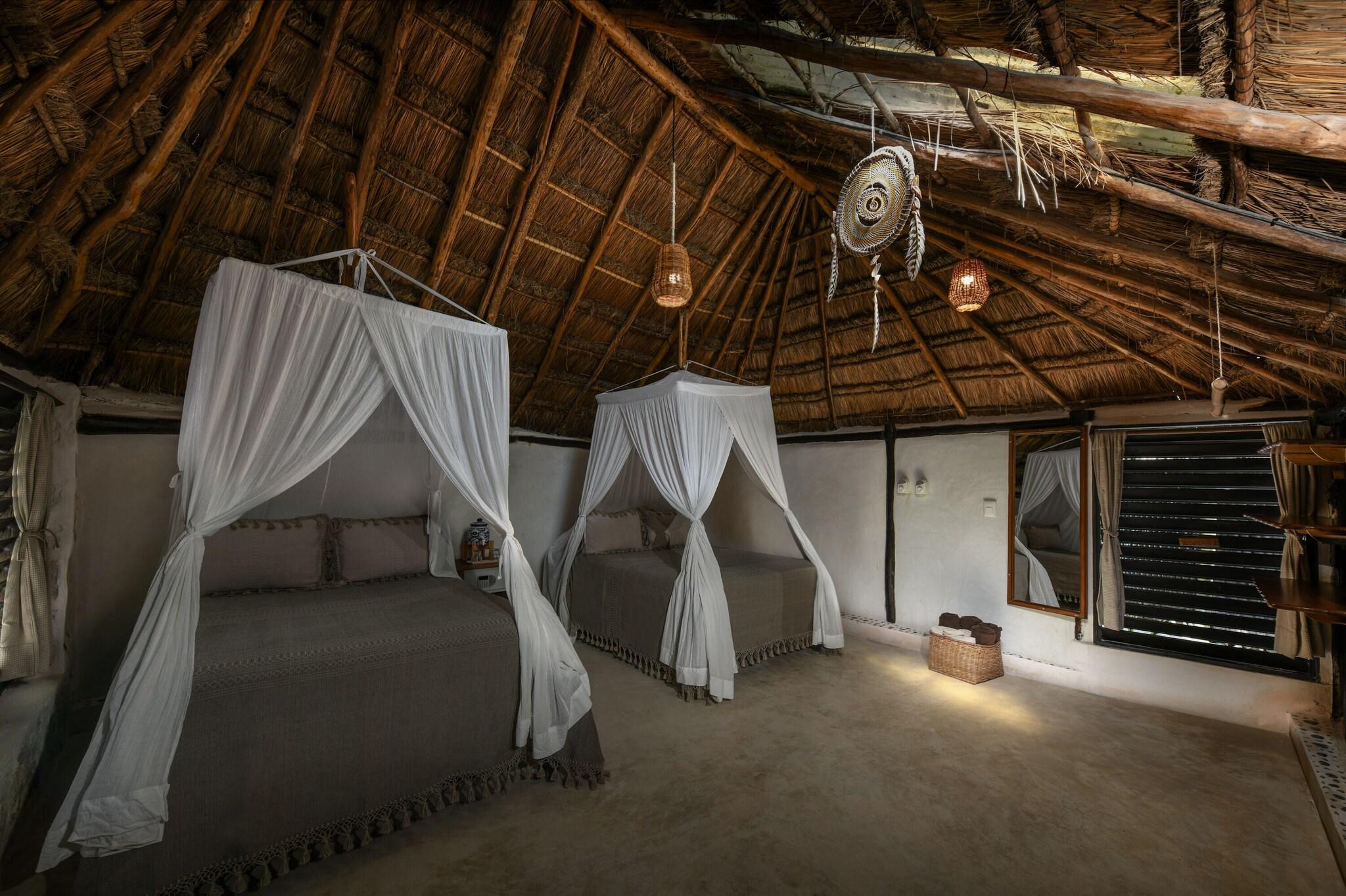 Bungalow Garden View