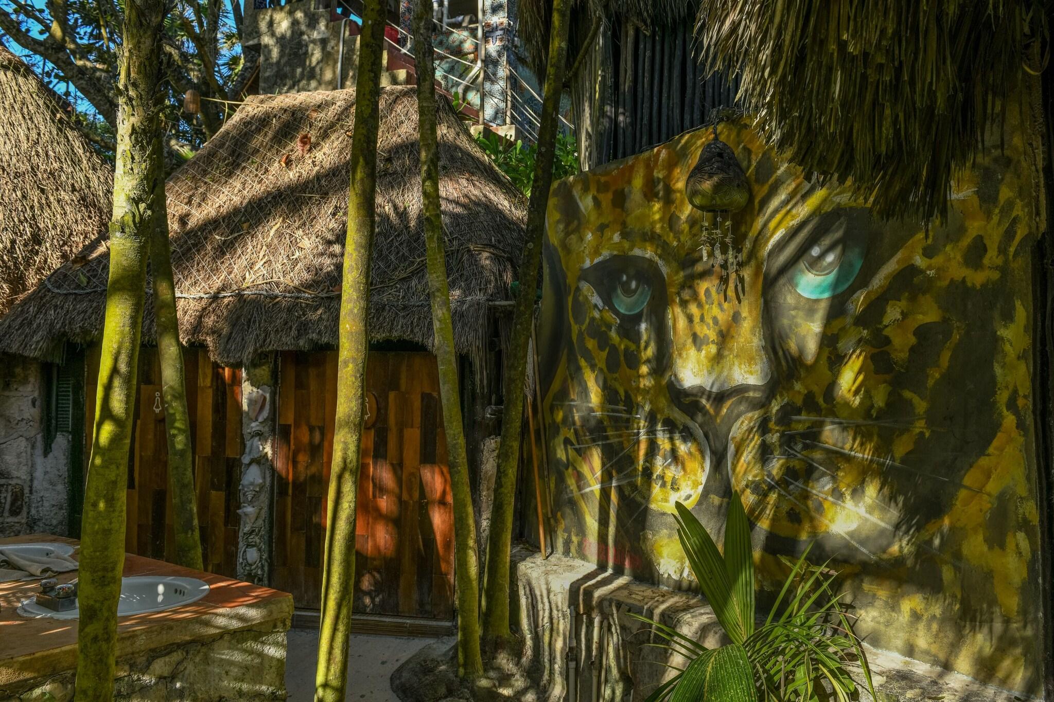 Bungalow Economy with Shared Bathroom