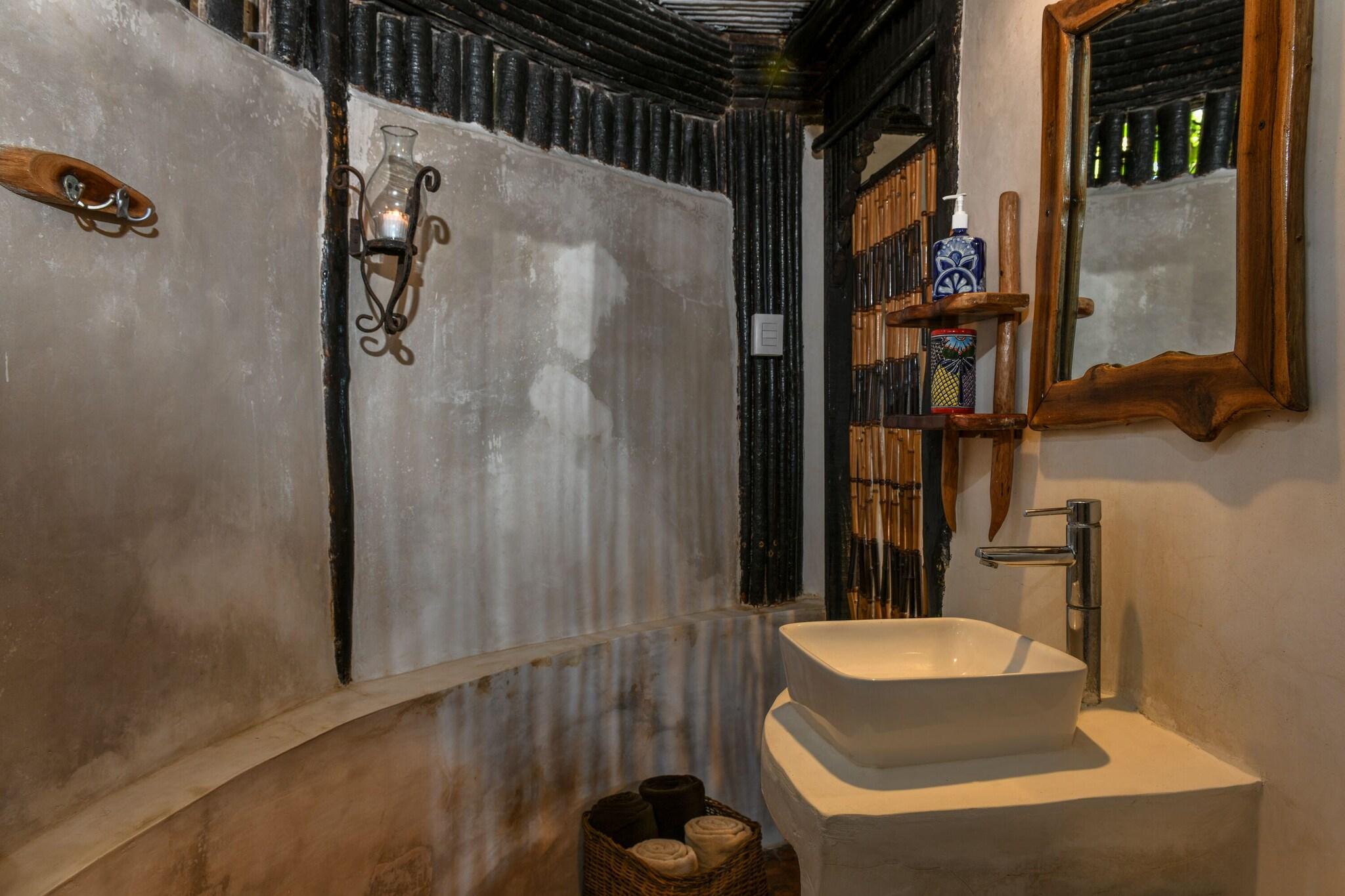 Bungalow Ocean View King Bed