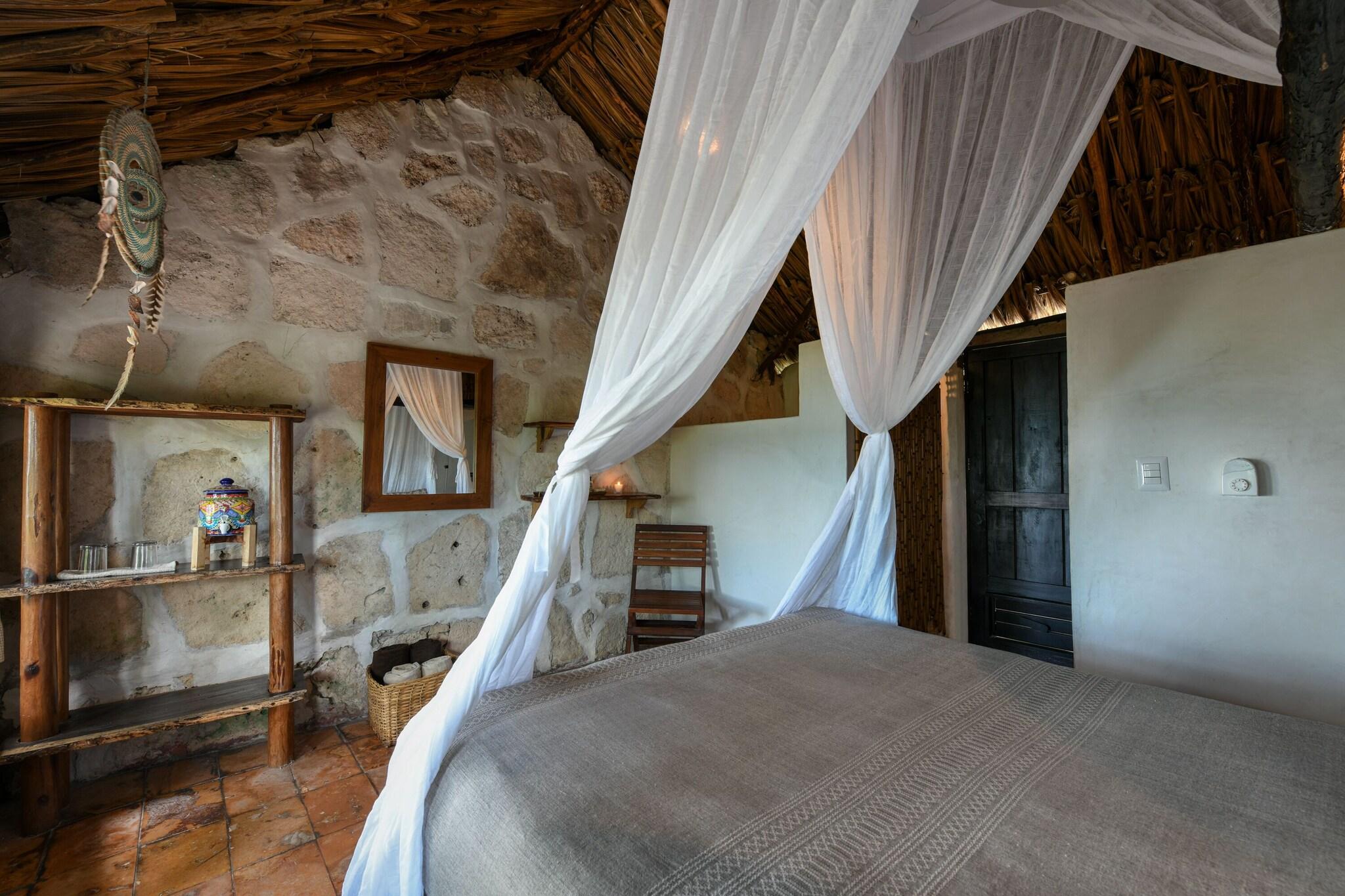 Bungalow Ocean View Queen Bed