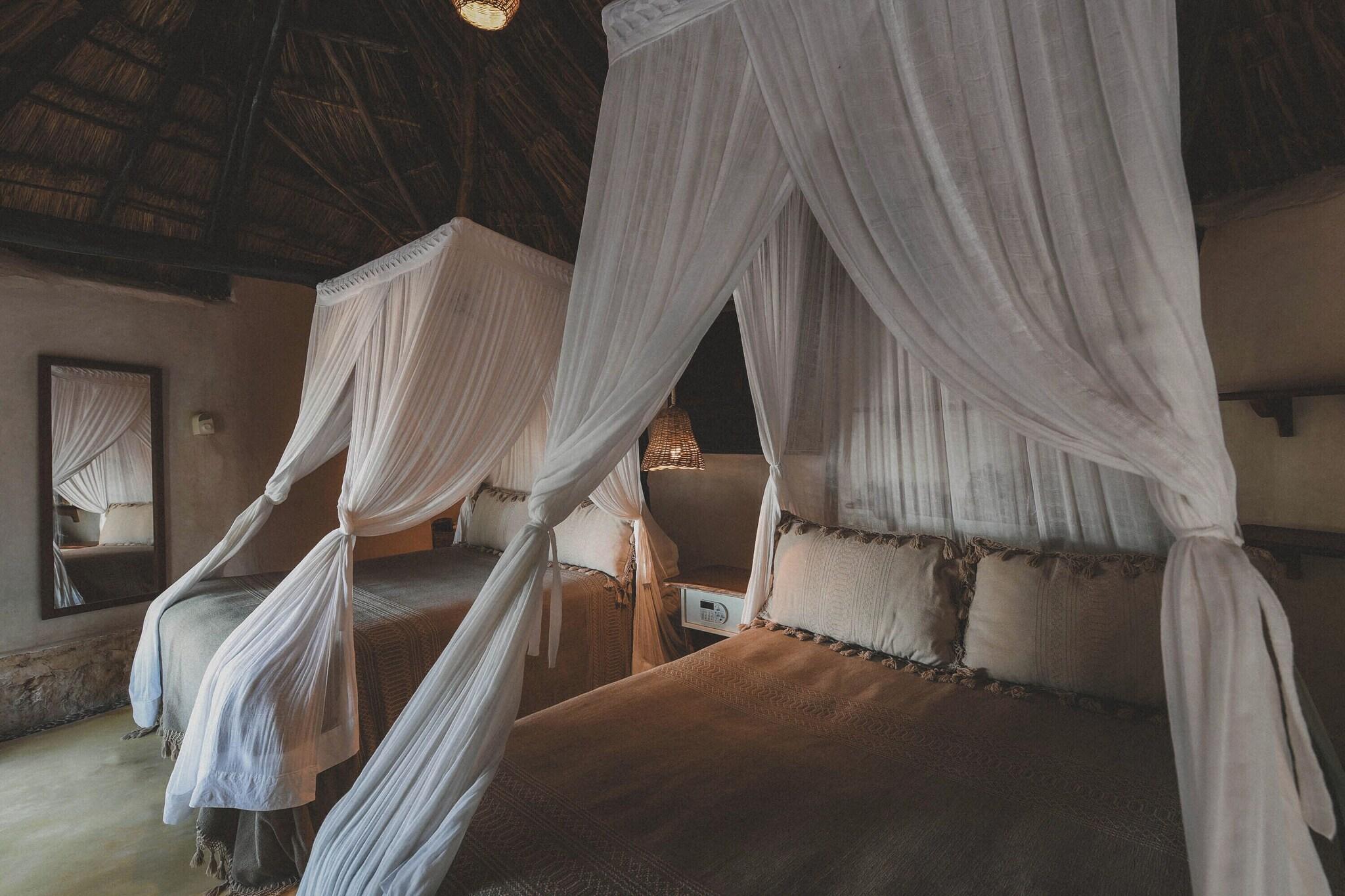 Bungalow Ocean View Two Double Beds